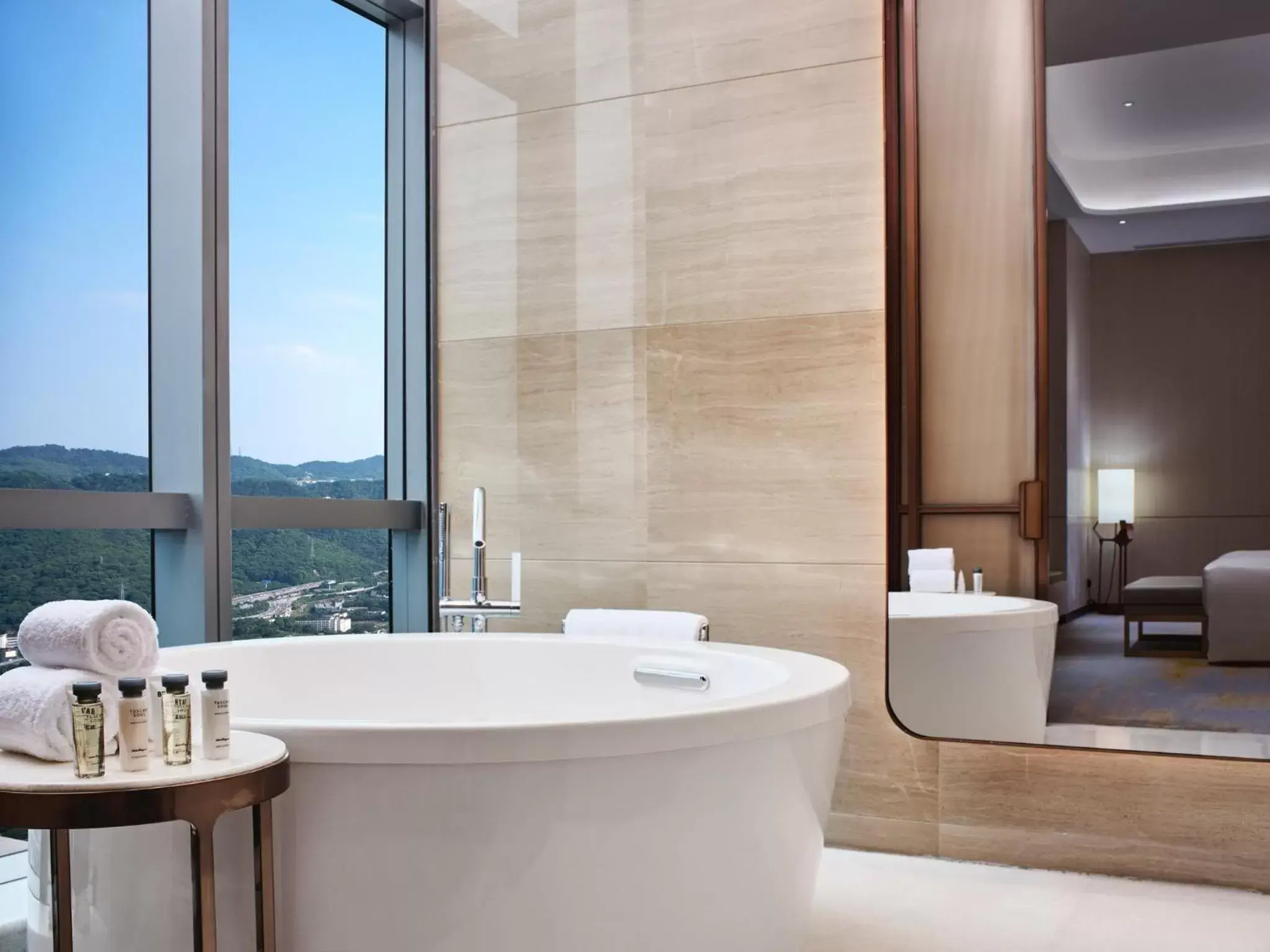 Bedroom, Bathroom in InterContinental Chongqing Raffles City, an IHG Hotel