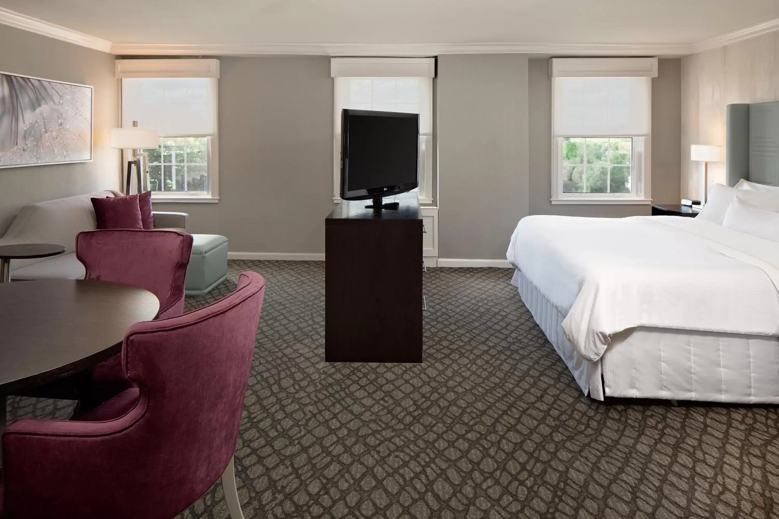 Photo of the whole room, TV/Entertainment Center in The Westin Governor Morris, Morristown
