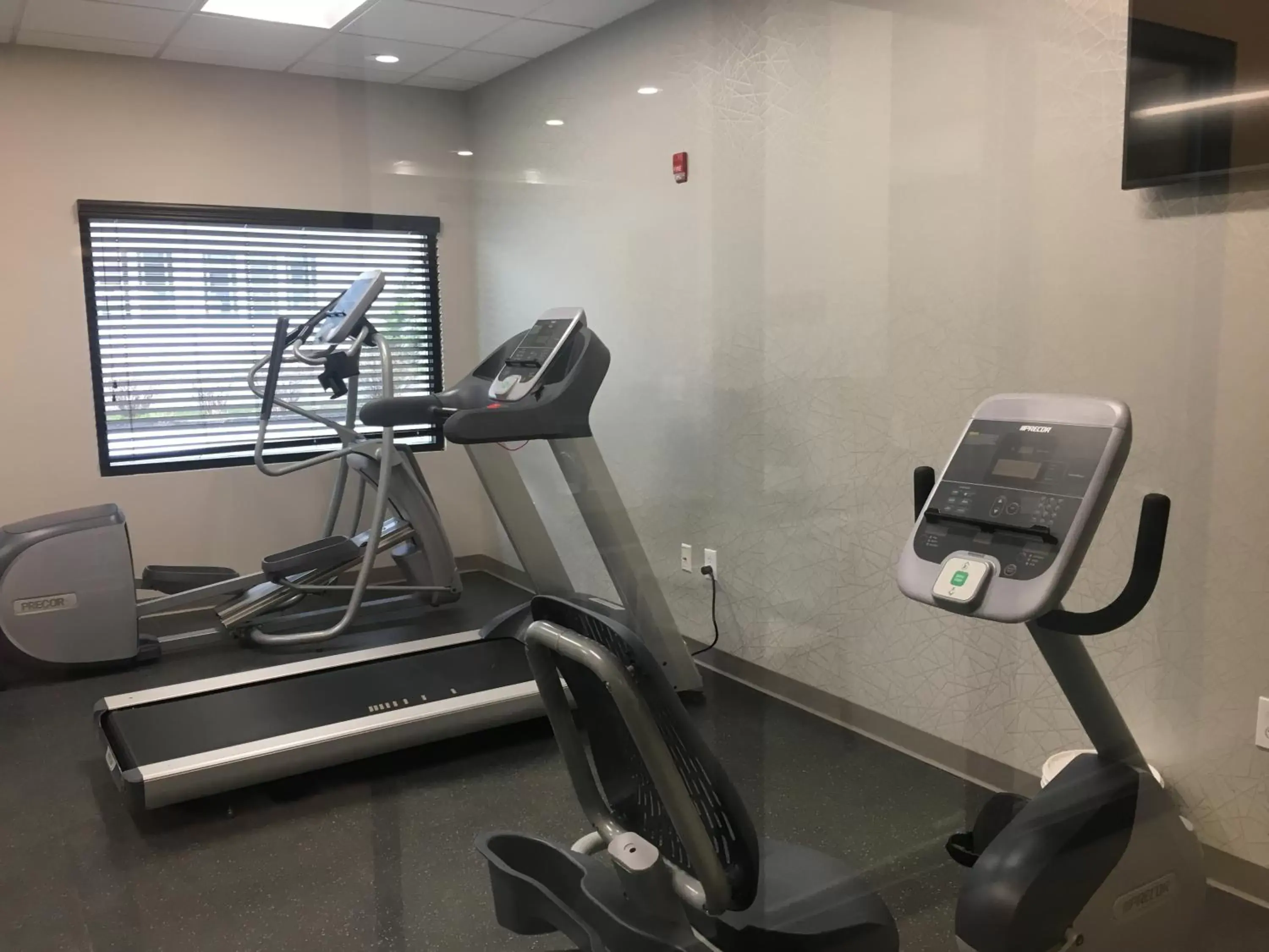 Fitness centre/facilities, Fitness Center/Facilities in Country Inn & Suites by Radisson Ocean City