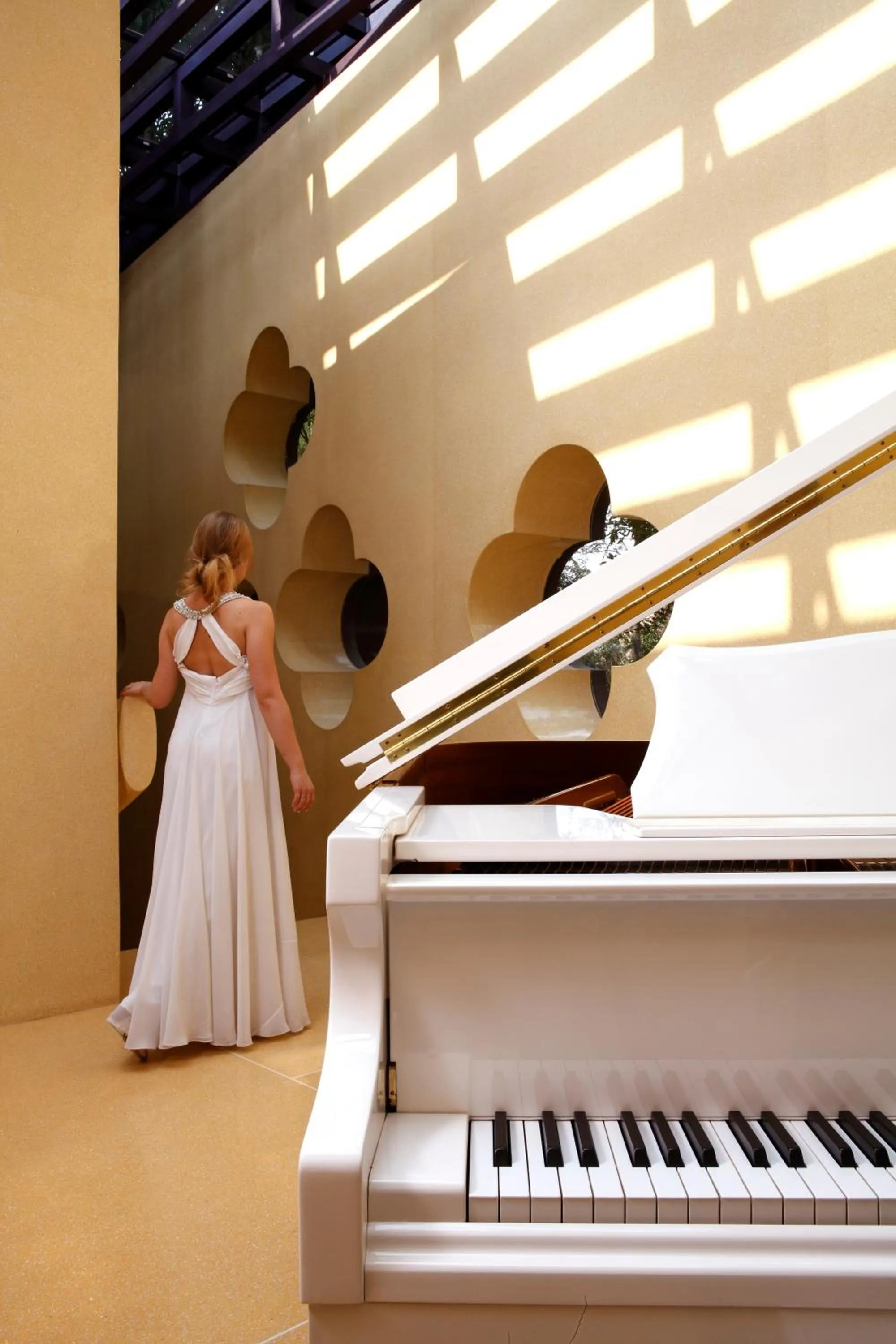 Lounge or bar in The Roseate