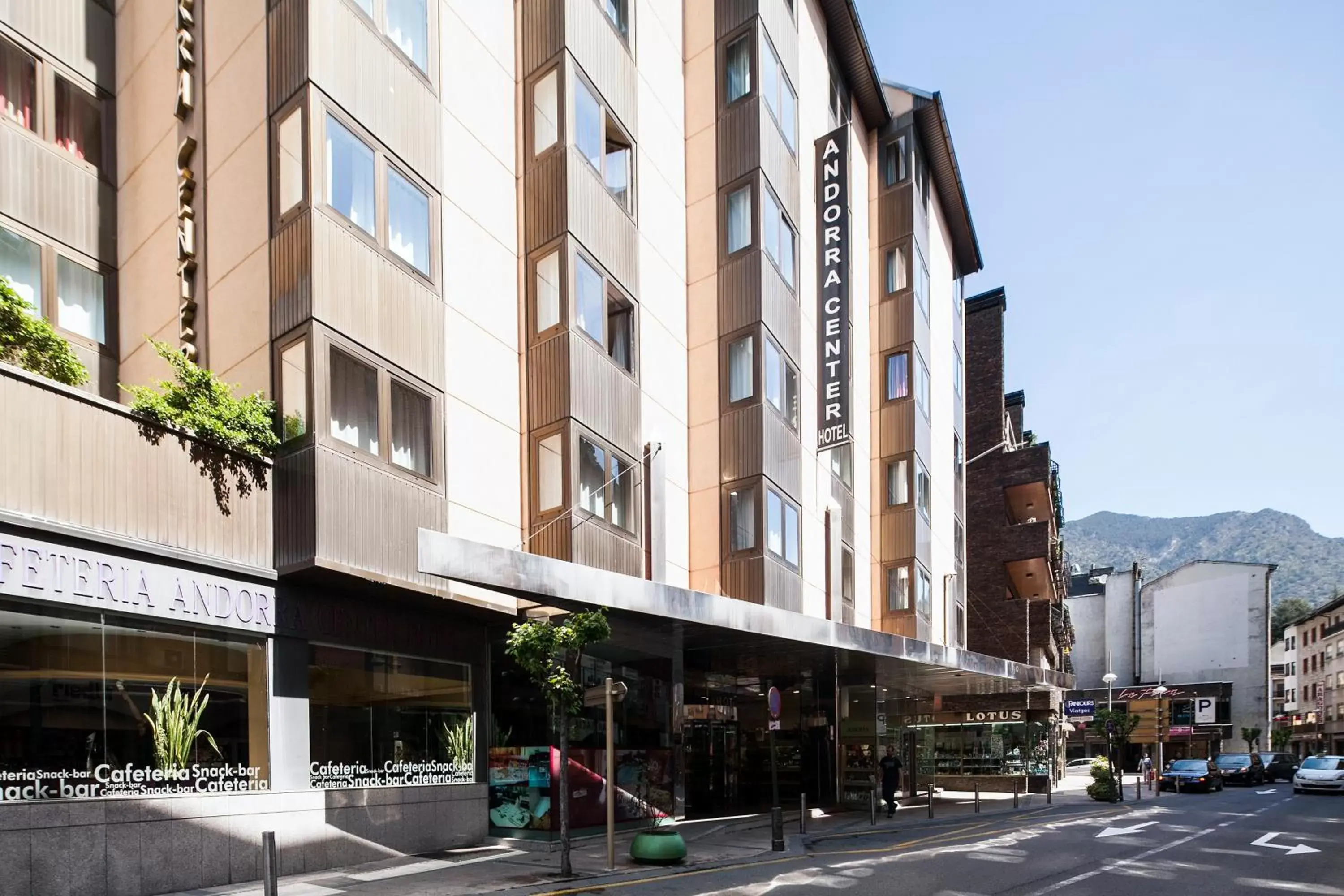 Facade/entrance in Hotel Best Andorra Center
