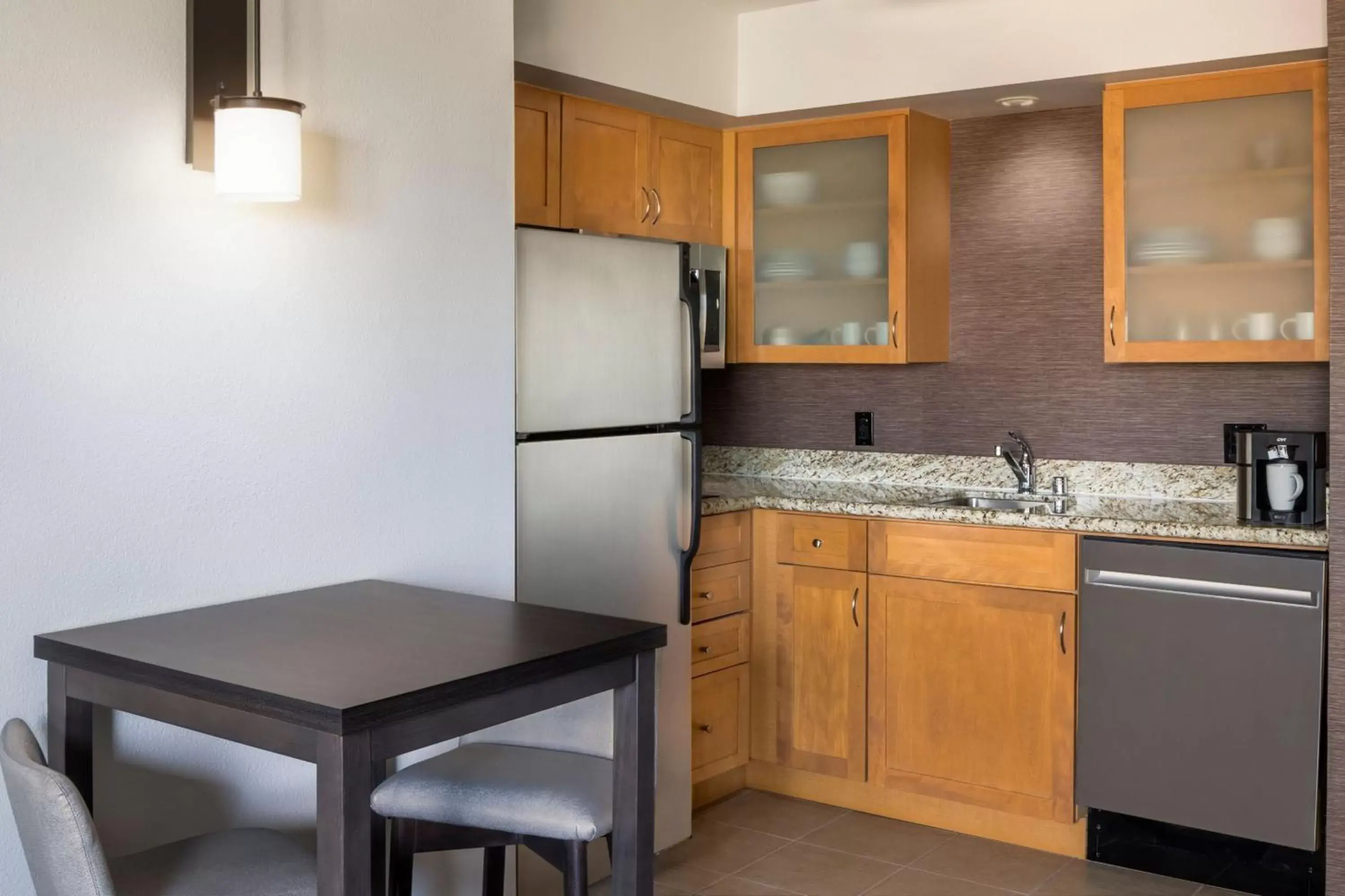 Bedroom, Kitchen/Kitchenette in Residence Inn by Marriott Sacramento Downtown at Capitol Park