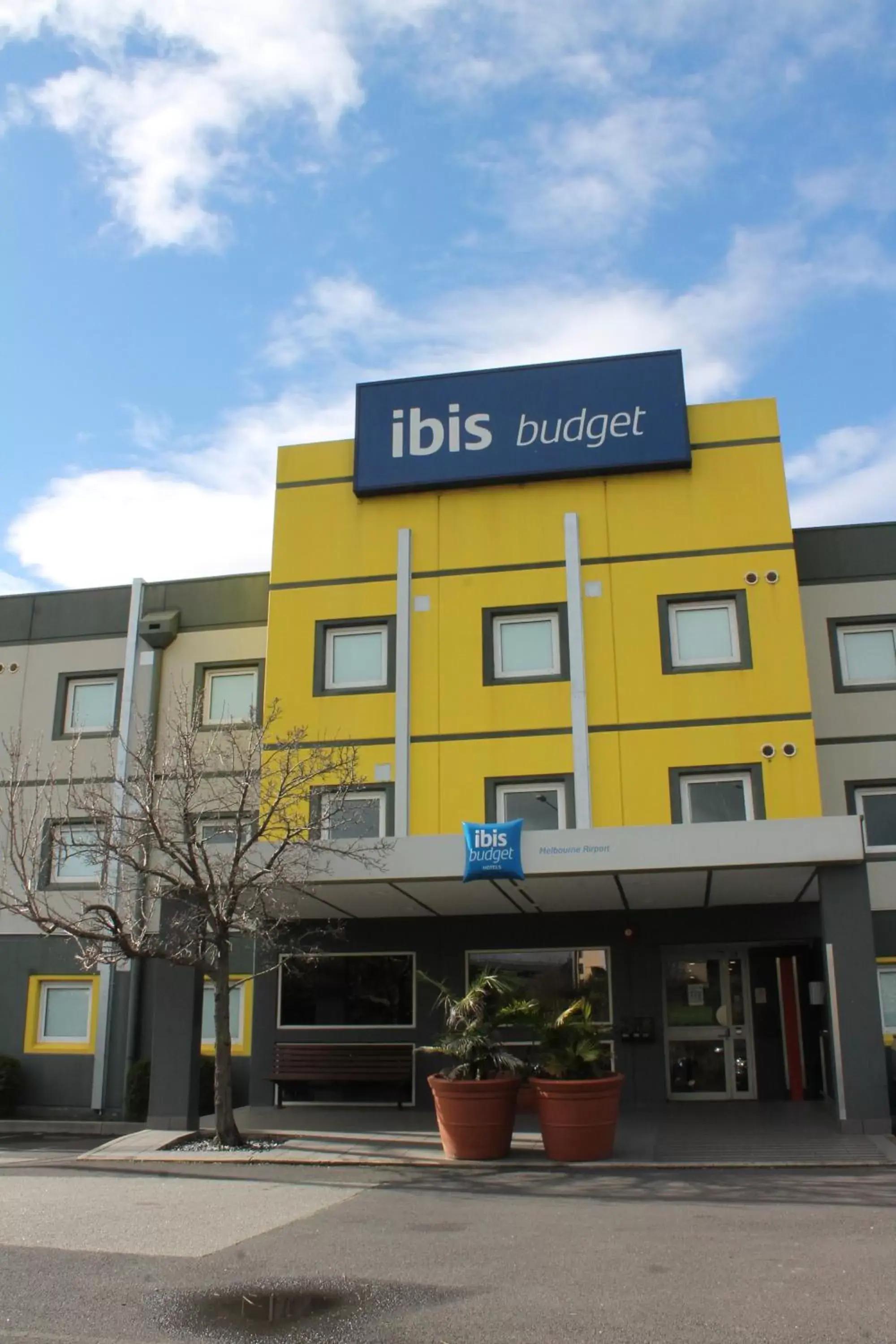 Property building in ibis Budget - Melbourne Airport