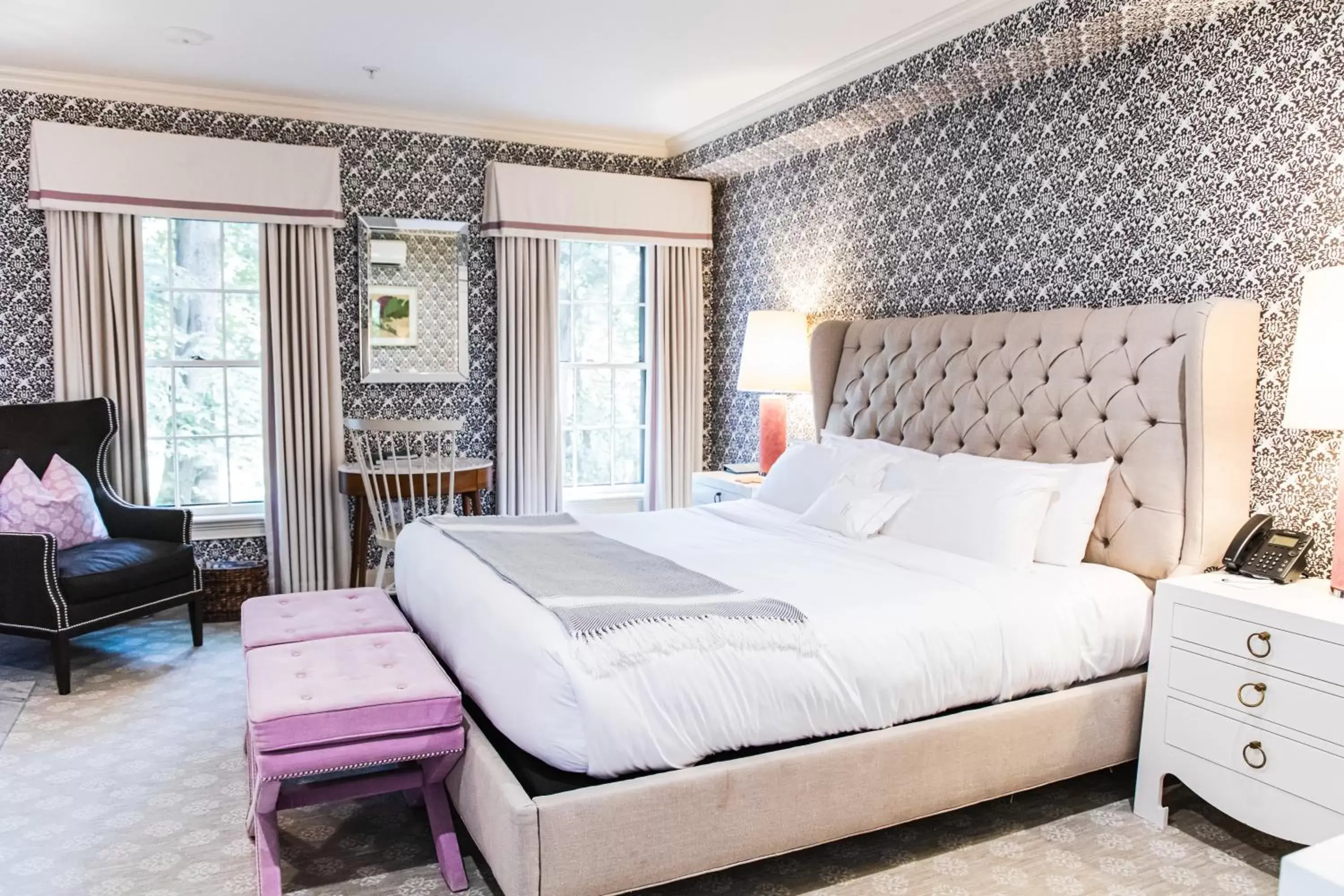 Bed in The Inn at Hastings Park, Relais & Châteaux Bed in The Inn at Hastings Park, Relais & Châteaux