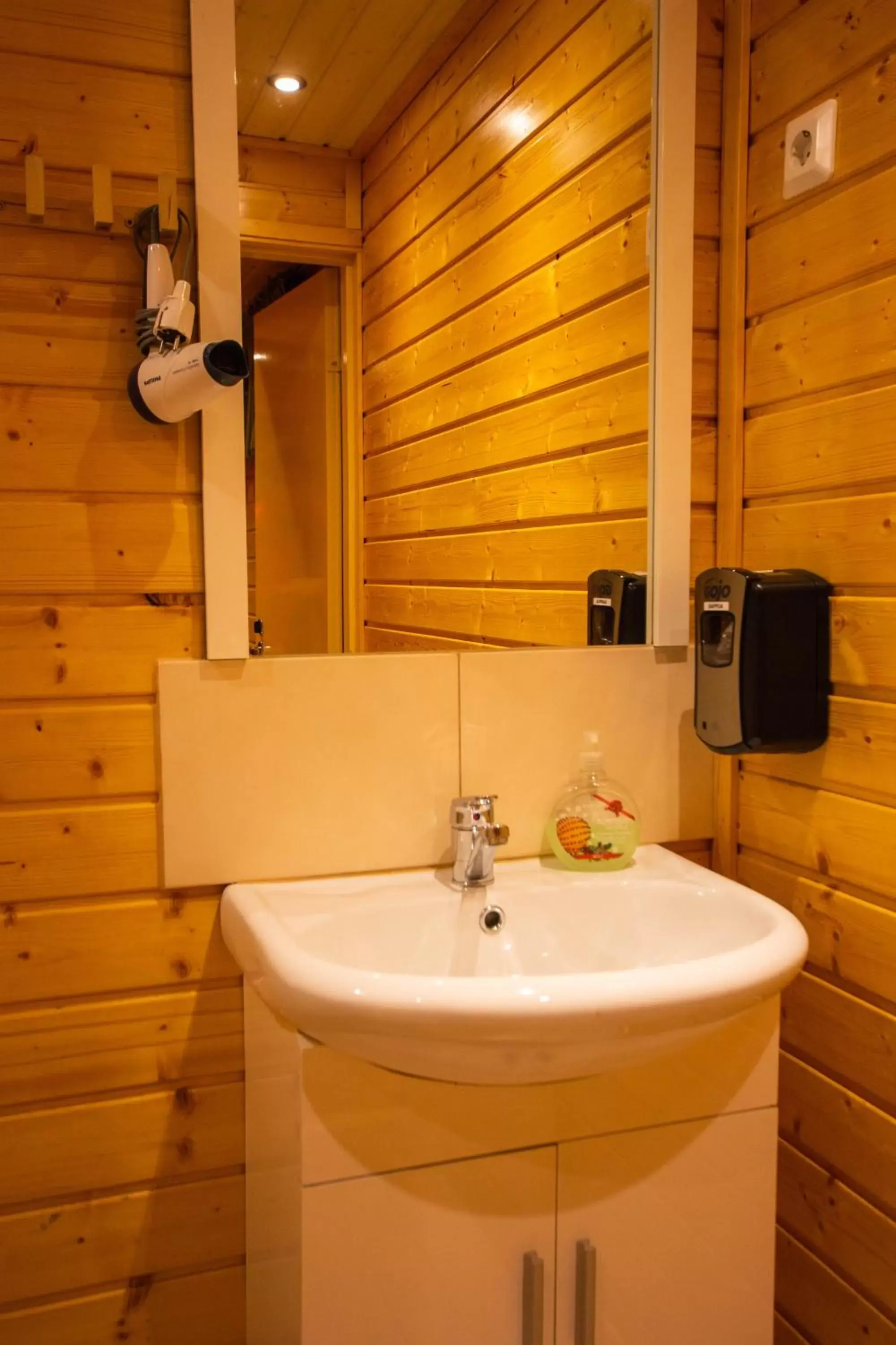 Bathroom in Motelli Rovaniemi