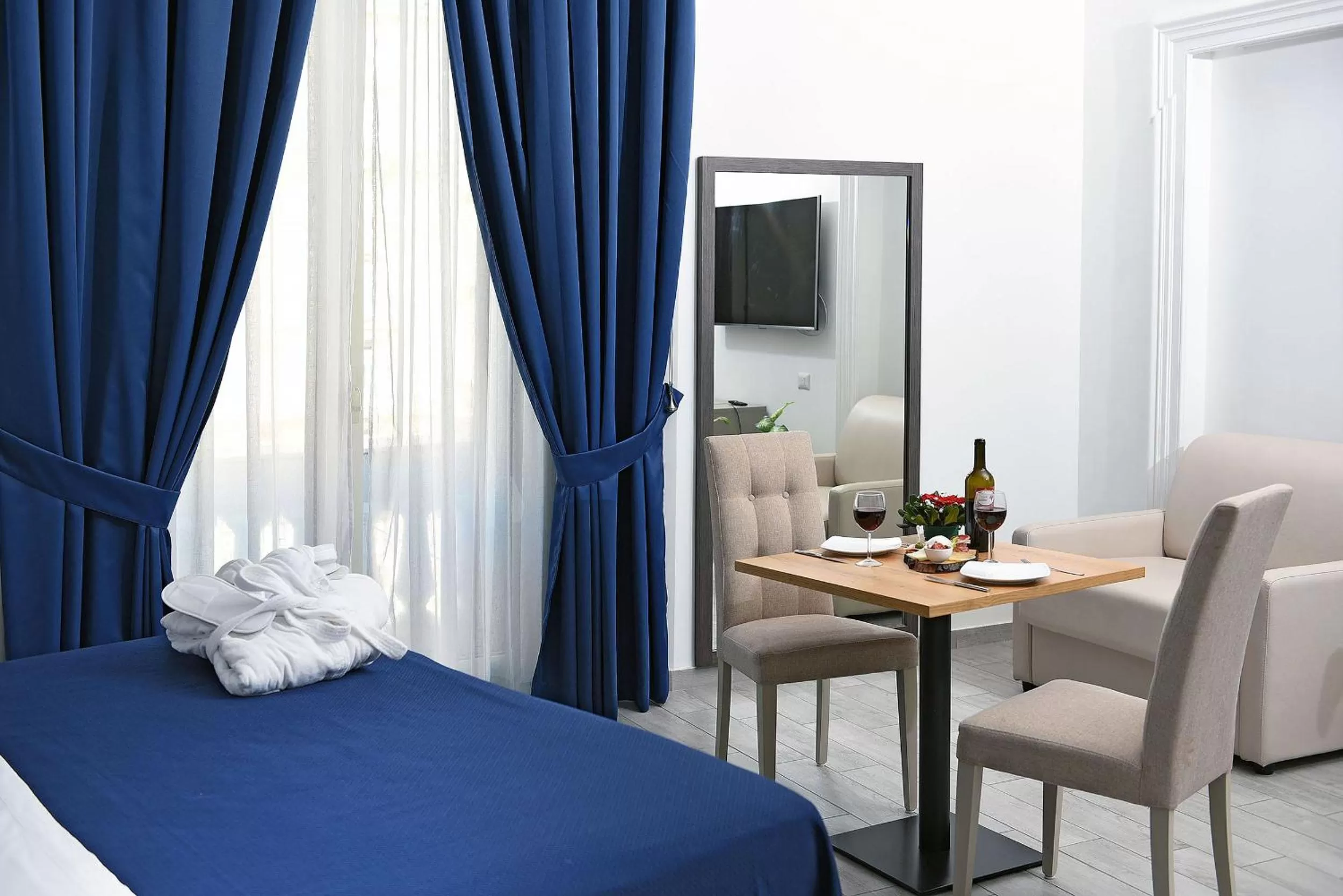 Bed in Barbarella Spa