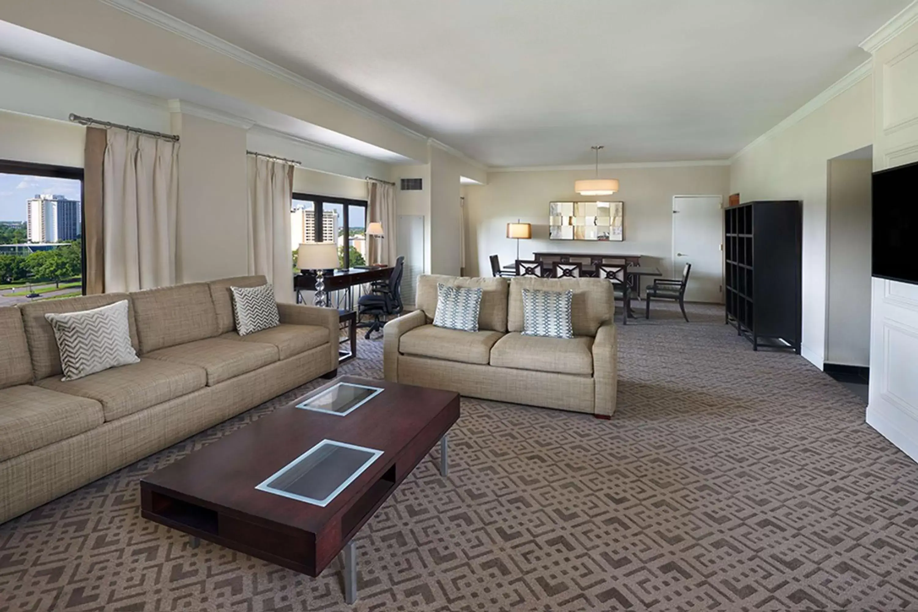 TV and multimedia, Seating Area in Hilton Orlando Lake Buena Vista - Disney Springs™ Area