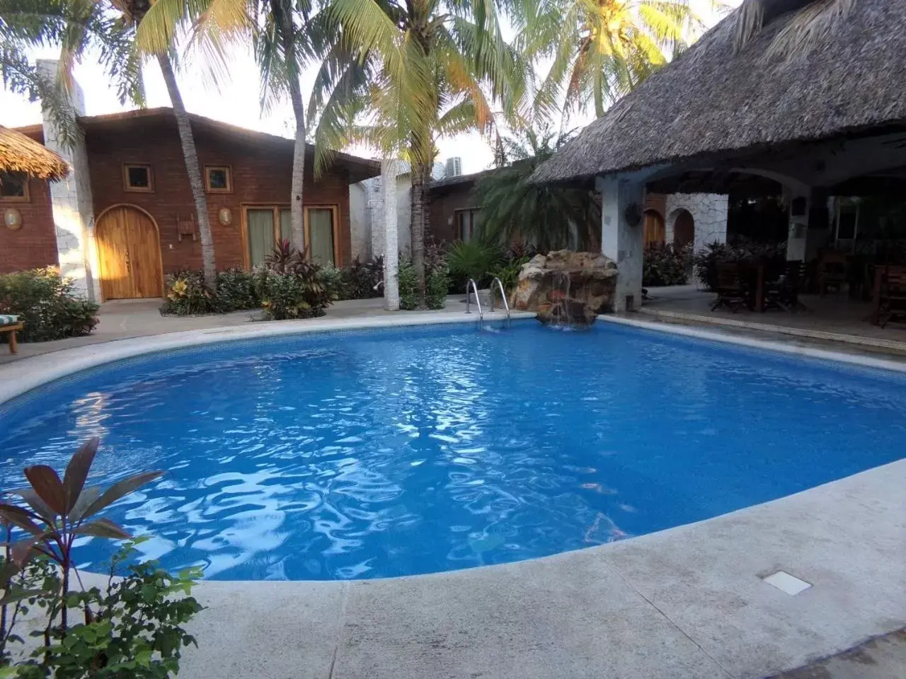 Swimming Pool in Hotel Casa de Lirio Diamante