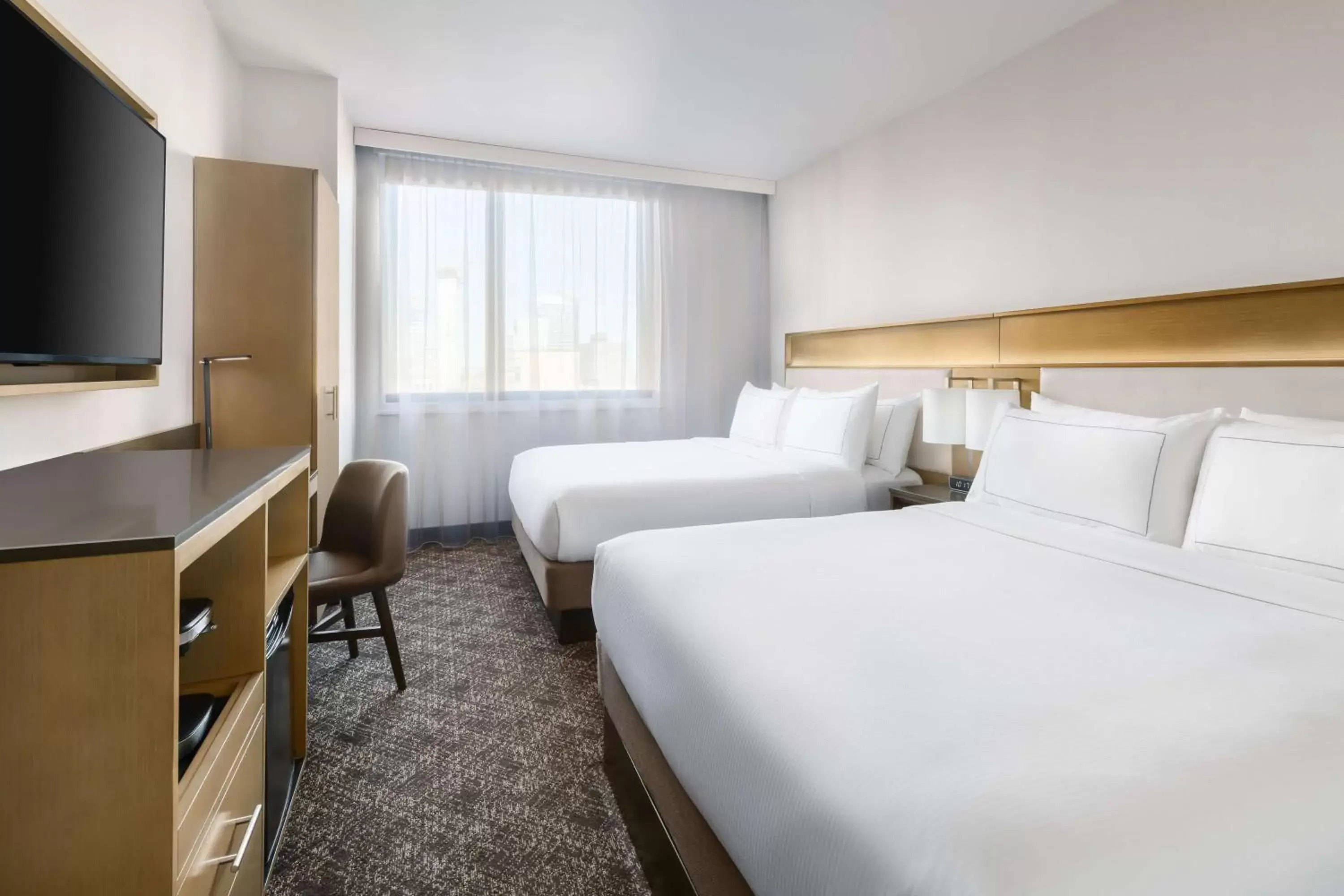 Bedroom, Bed in DoubleTree by Hilton New York Times Square South