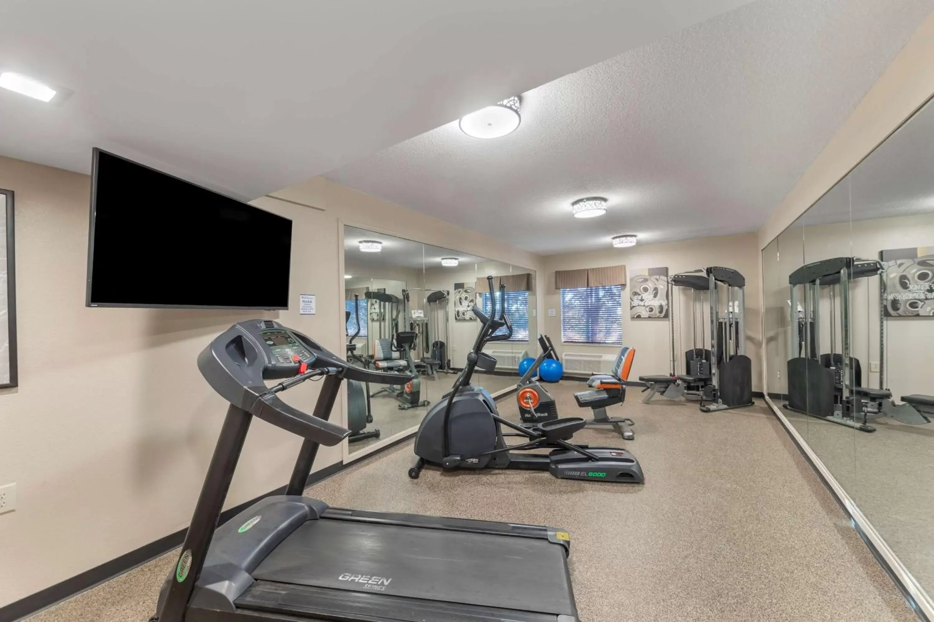 Spa and wellness centre/facilities, Fitness Center/Facilities in Best Western Plus Russellville Hotel & Suites