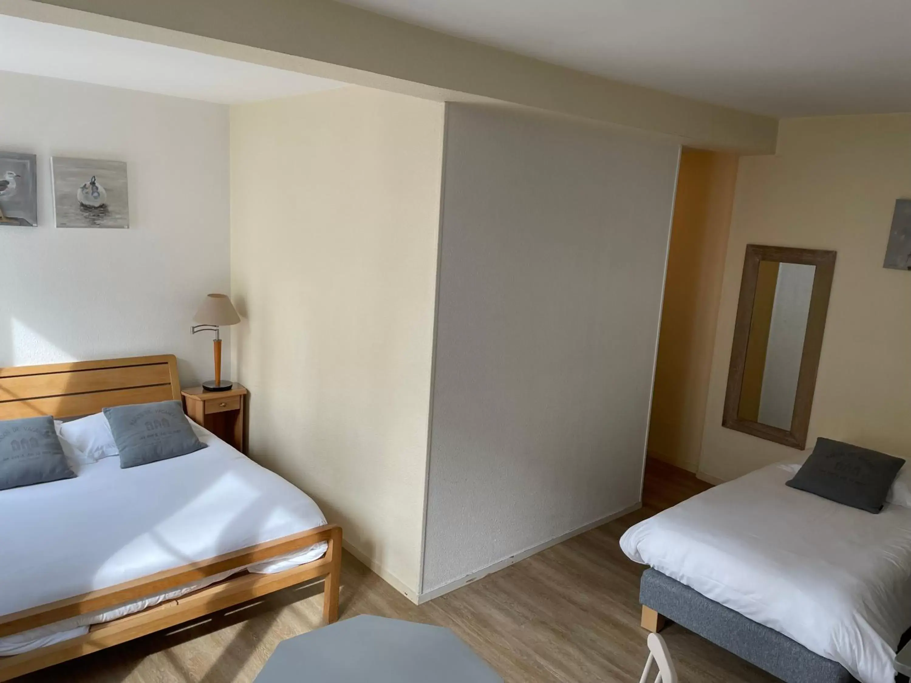Bed in Hotel Des Falaises