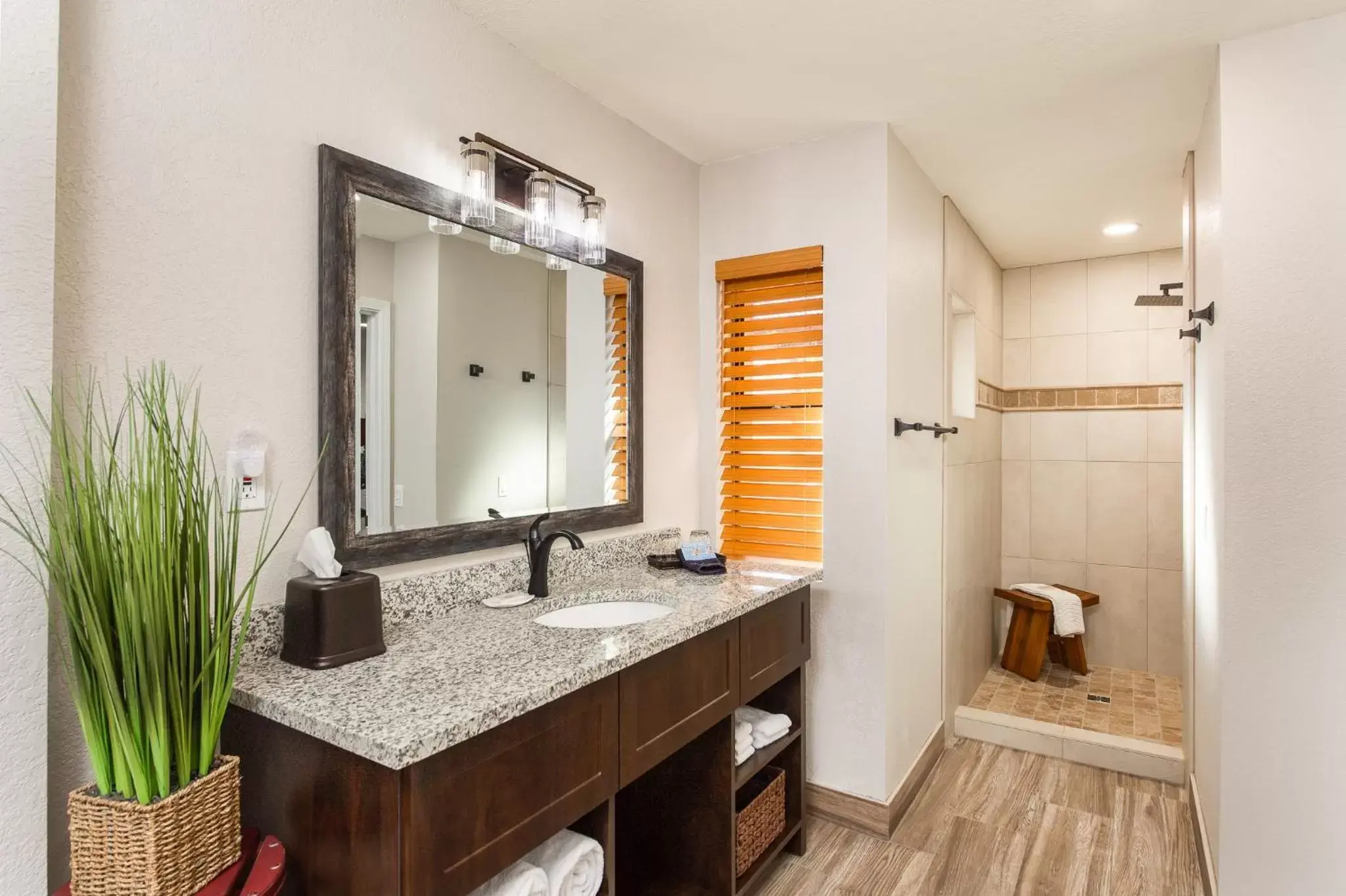 Bathroom in Whispering Creek Bed & Breakfast