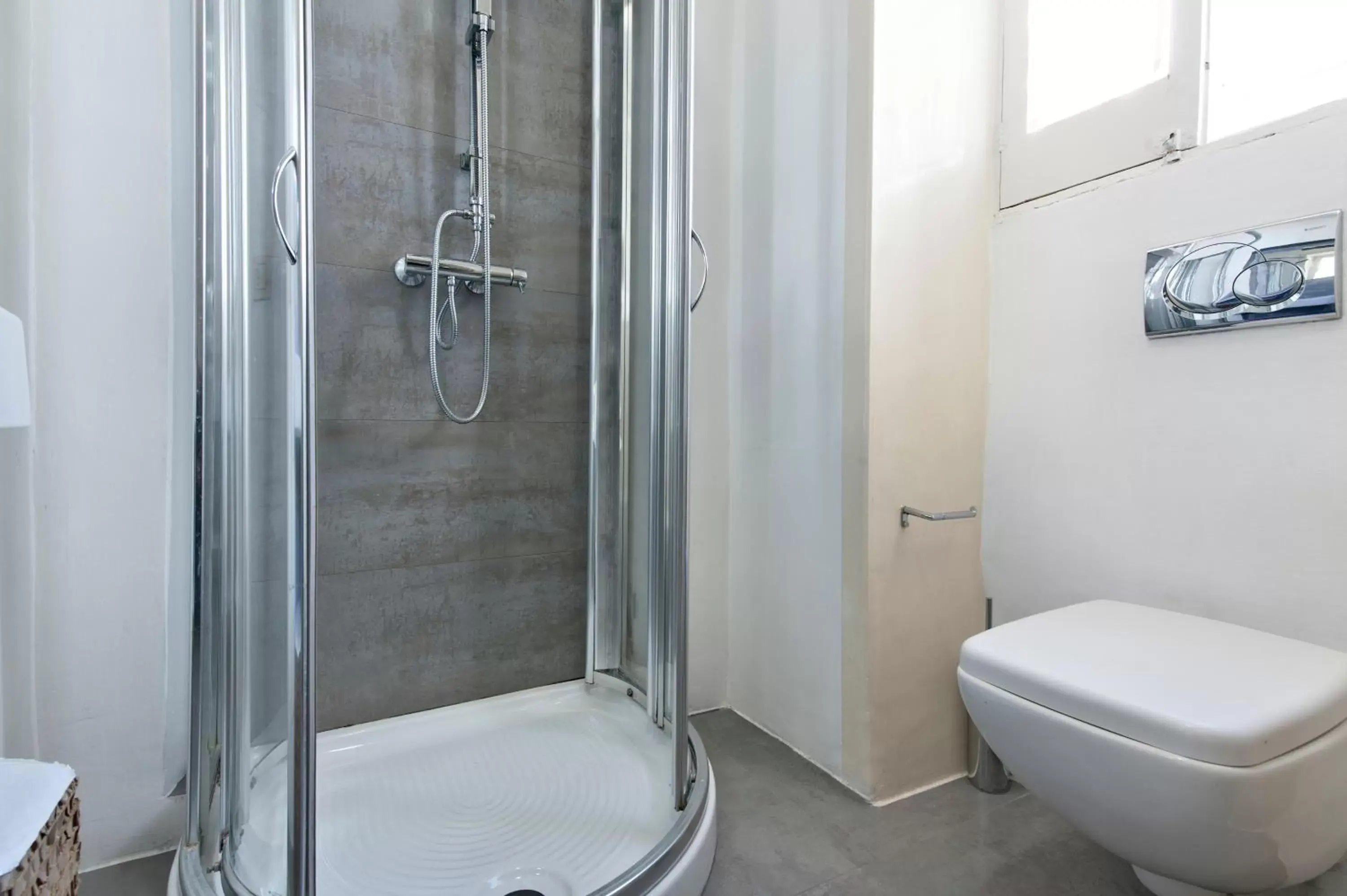 Shower, Bathroom in Casa di Lo Suites