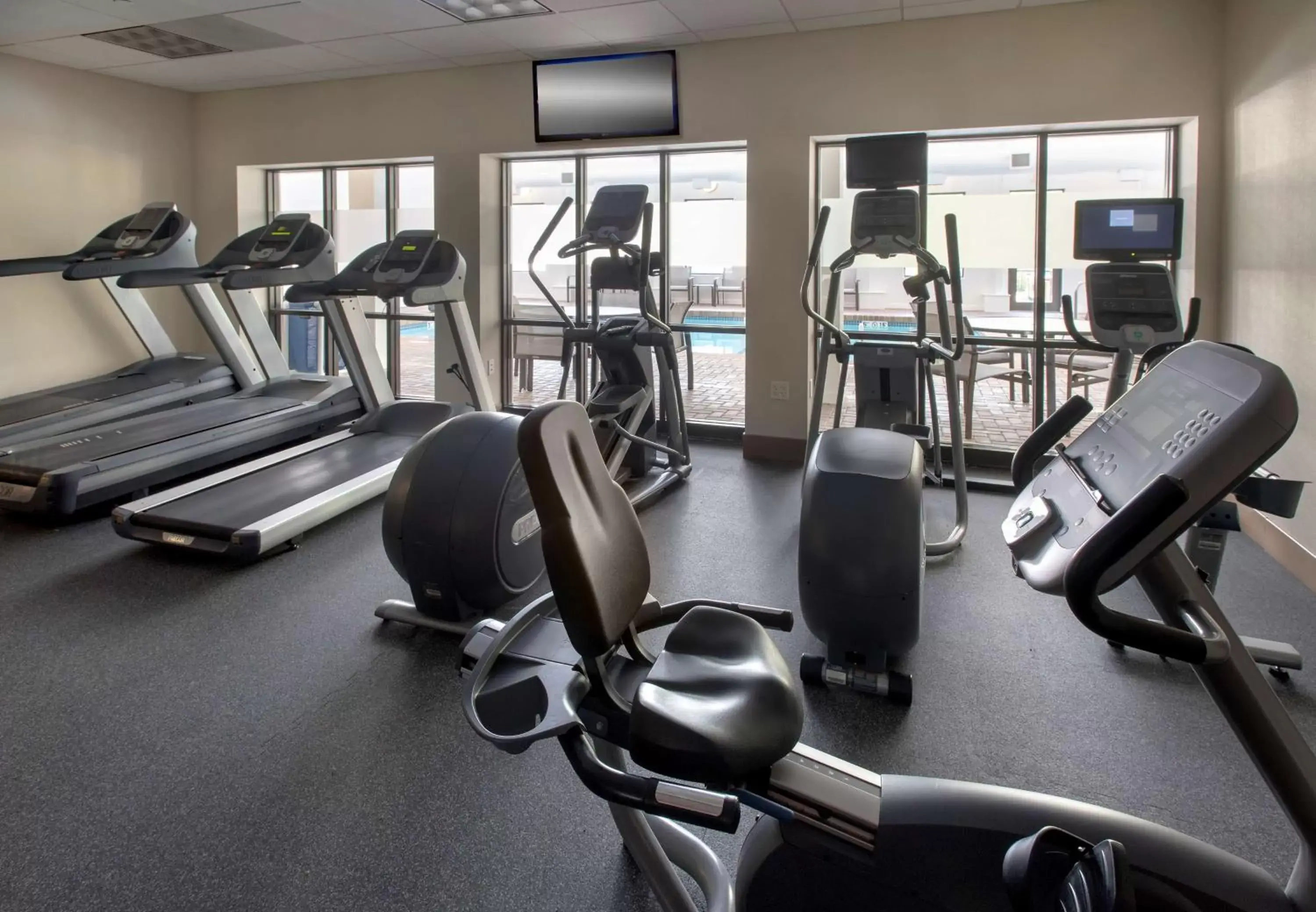 Fitness centre/facilities, Fitness Center/Facilities in Hampton Inn Boston Logan Airport