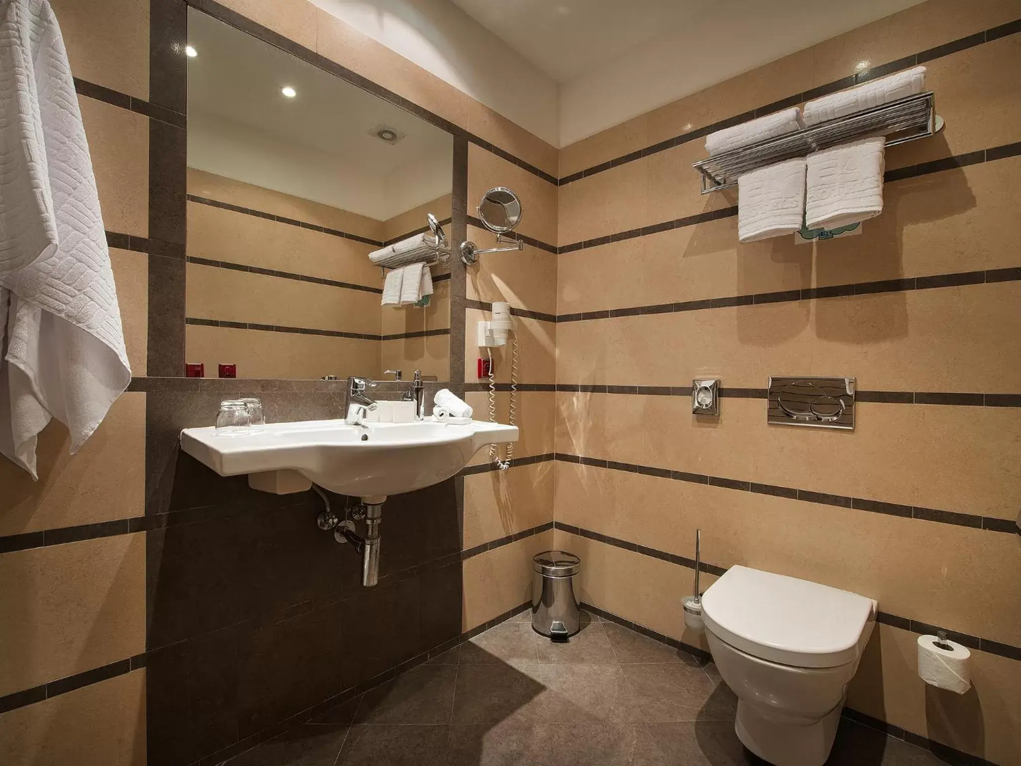 Double or Twin Room in EA Hotel Downtown Double or Twin Room in EA Hotel Downtown