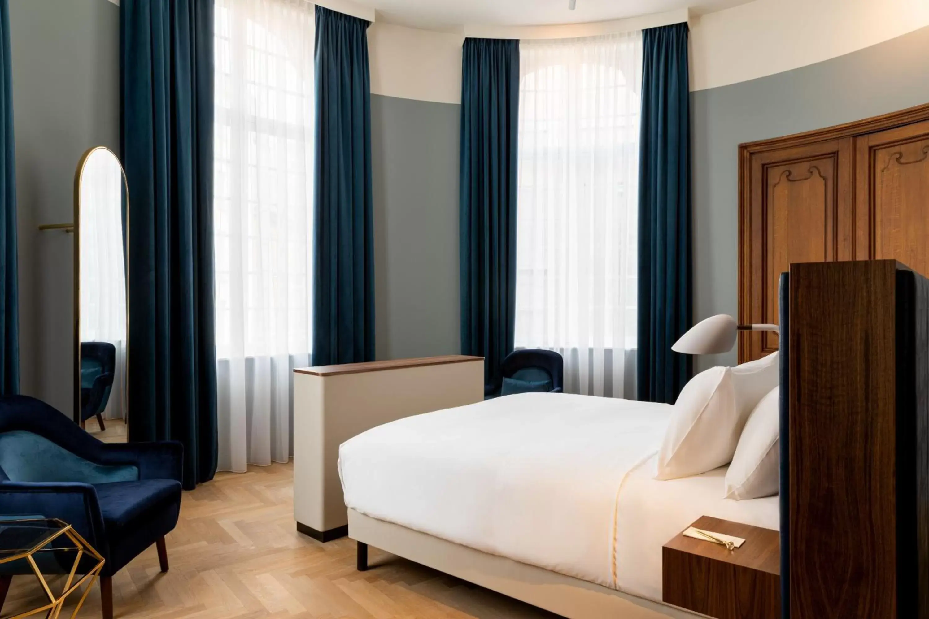 Bedroom, Bed in Sapphire House Antwerp, Autograph Collection