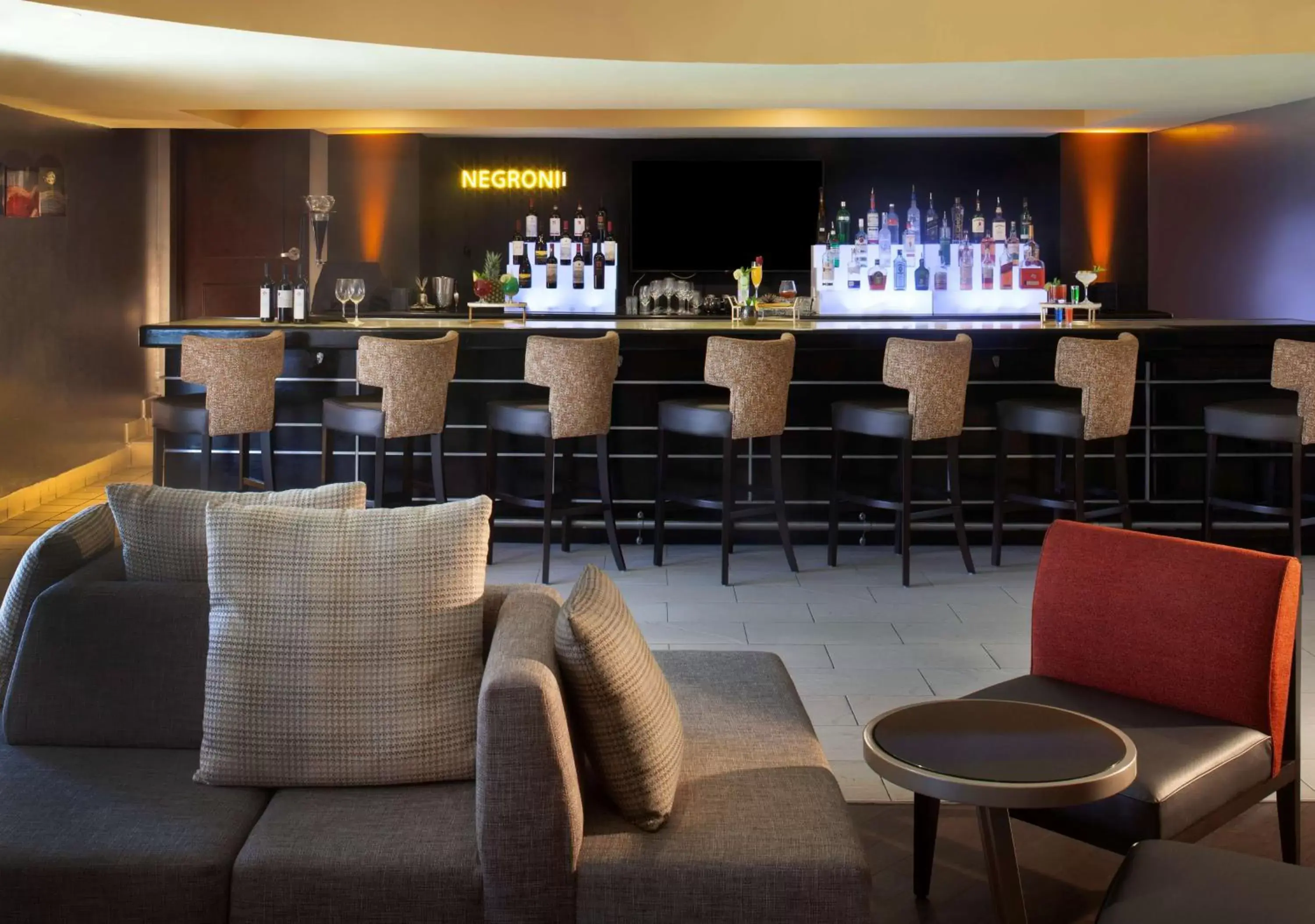 Lounge or bar, Lounge/Bar in DoubleTree by Hilton El Paso Downtown
