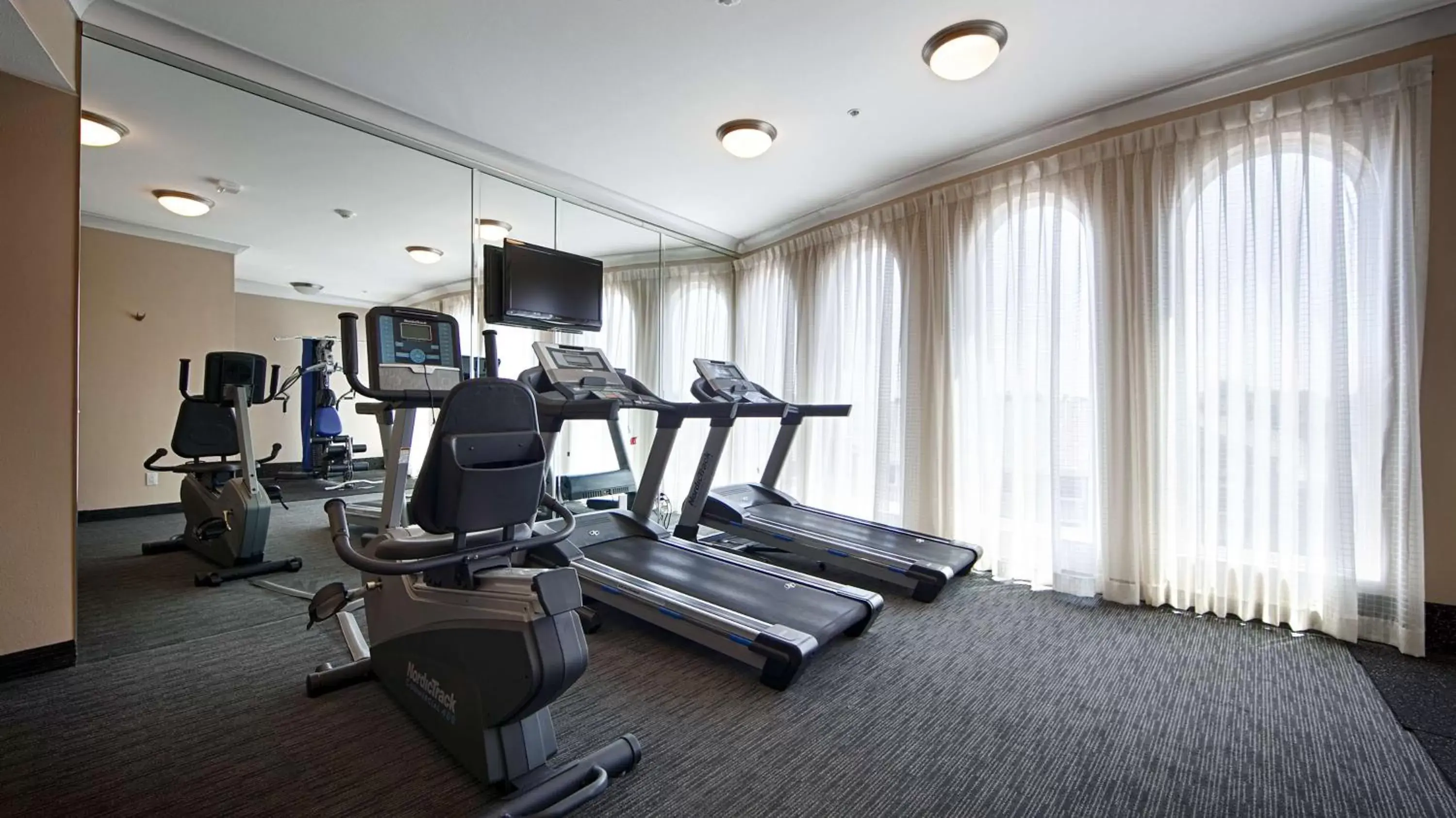 Activities, Fitness Center/Facilities in Best Western PLUS Avita Suites