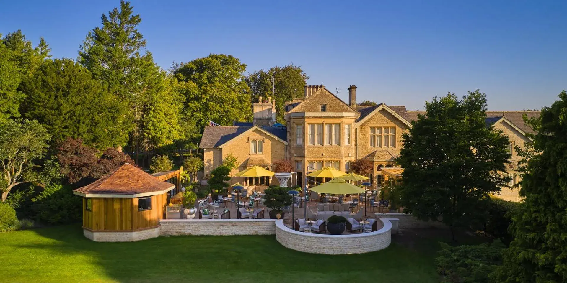 Facade/entrance, Property Building in Homewood Park Hotel and Spa