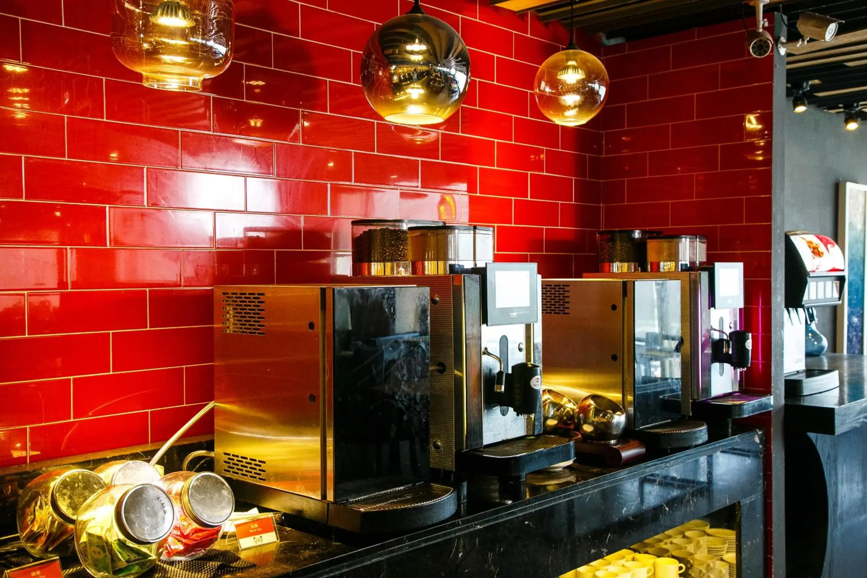 Restaurant/places to eat, Kitchen/Kitchenette in Inhouse Hotel Yehliu