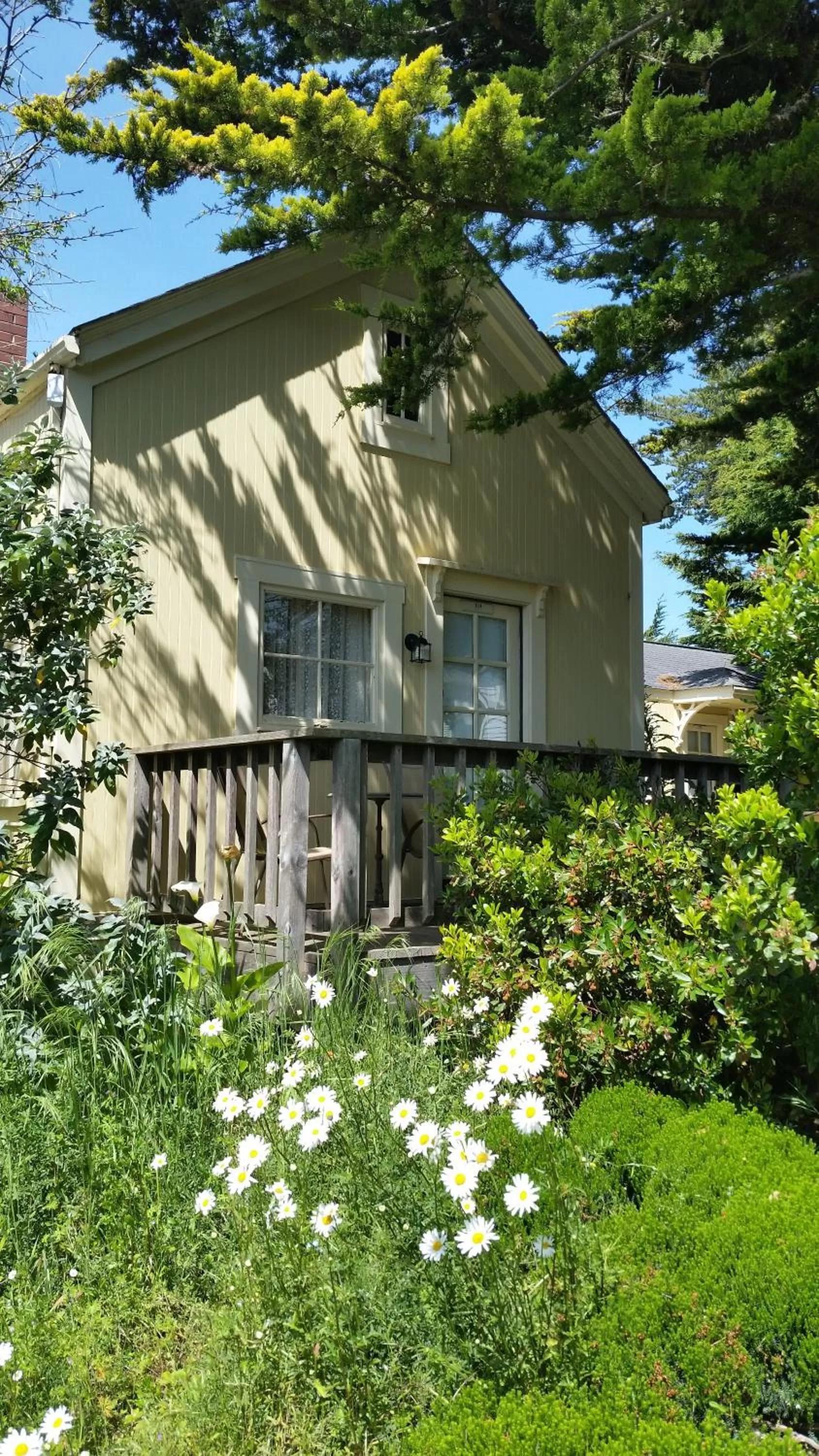 Property building in Mendocino Hotel & Garden