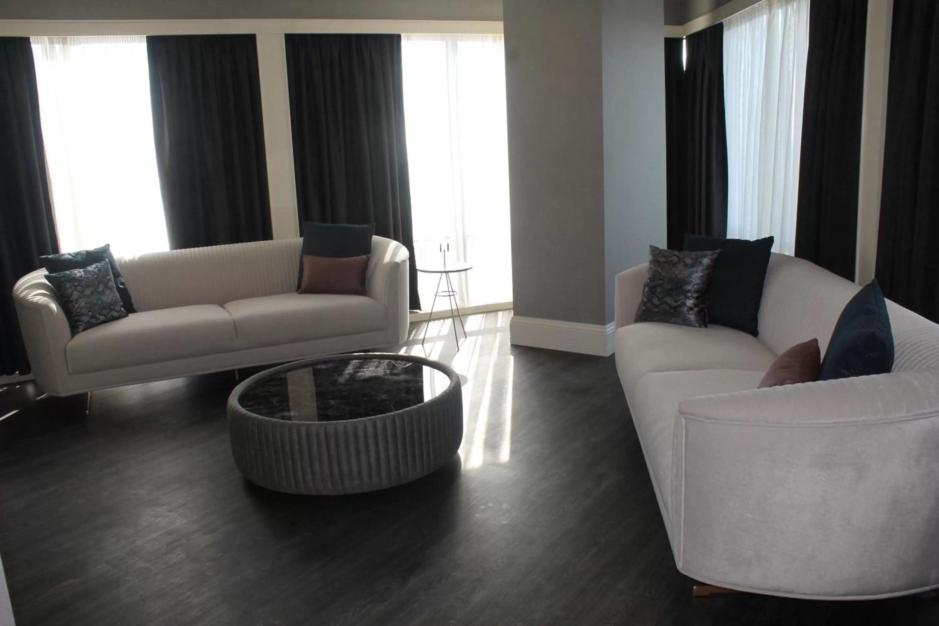 Seating Area in Windsor Hotel & Convention Center Istanbul