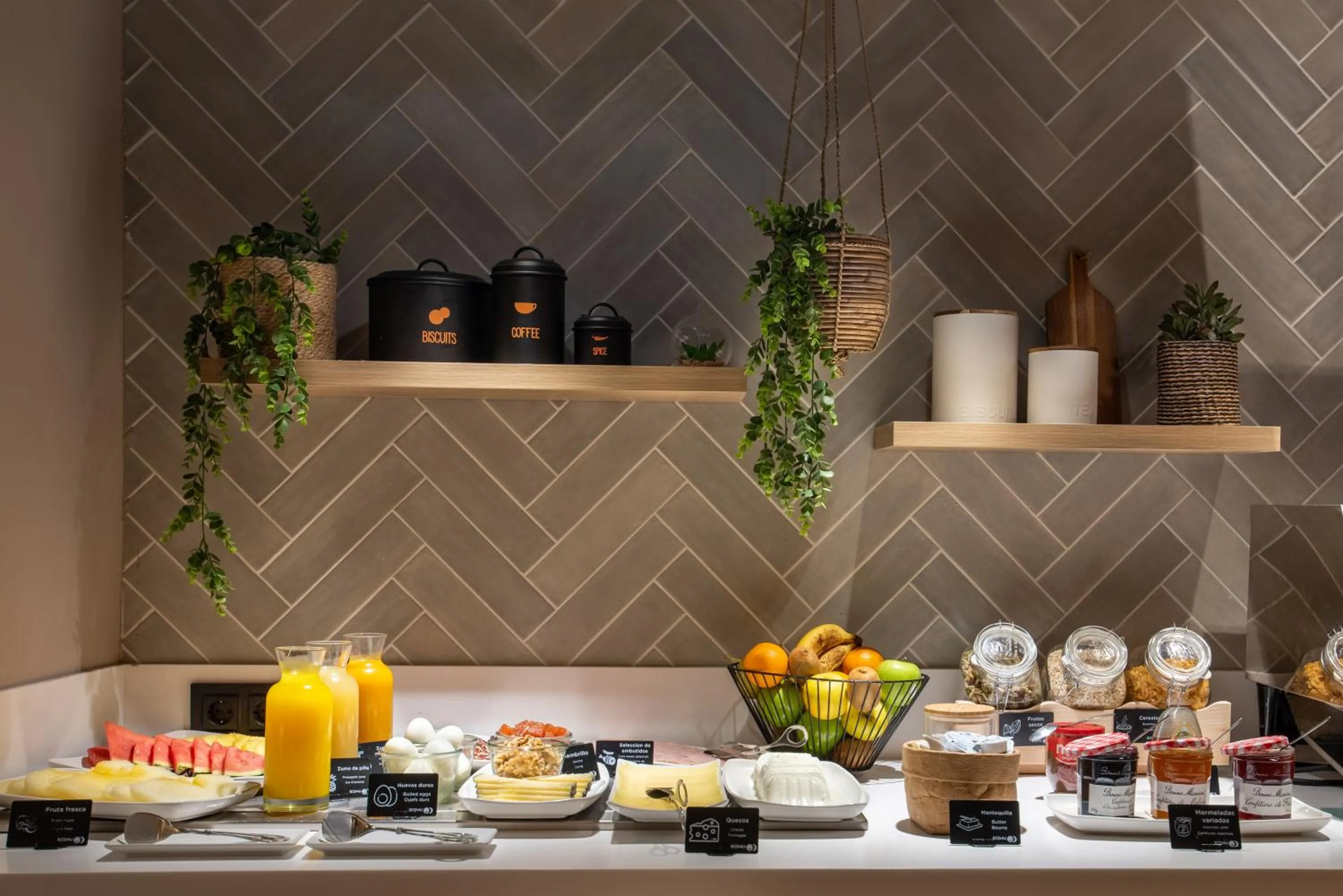 Buffet breakfast in Hotel Bed4U Pamplona