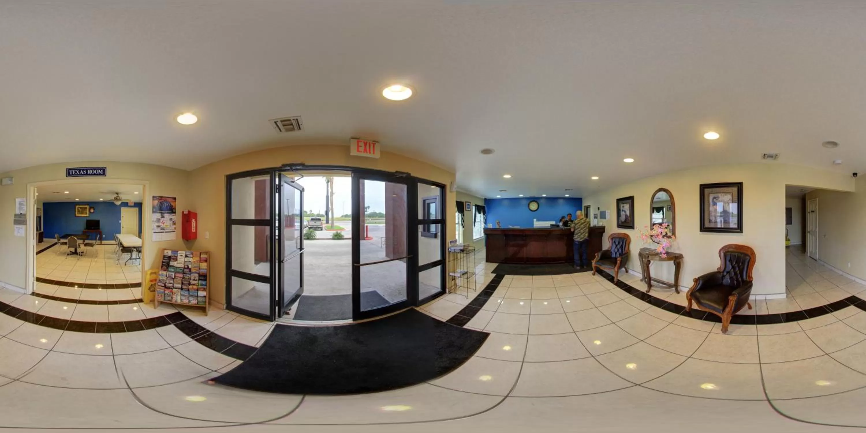 Lobby or reception in Deluxe Inn and Suites