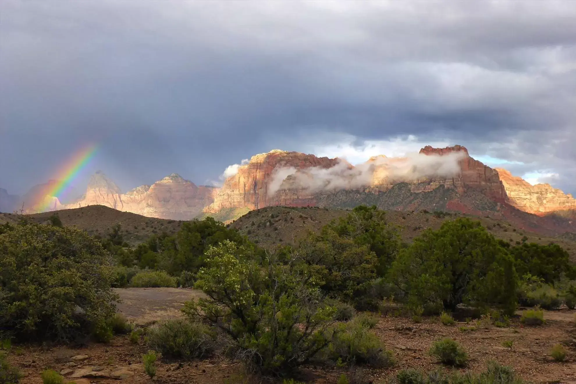 Property building, Natural Landscape in 2 Cranes Inn - Zion