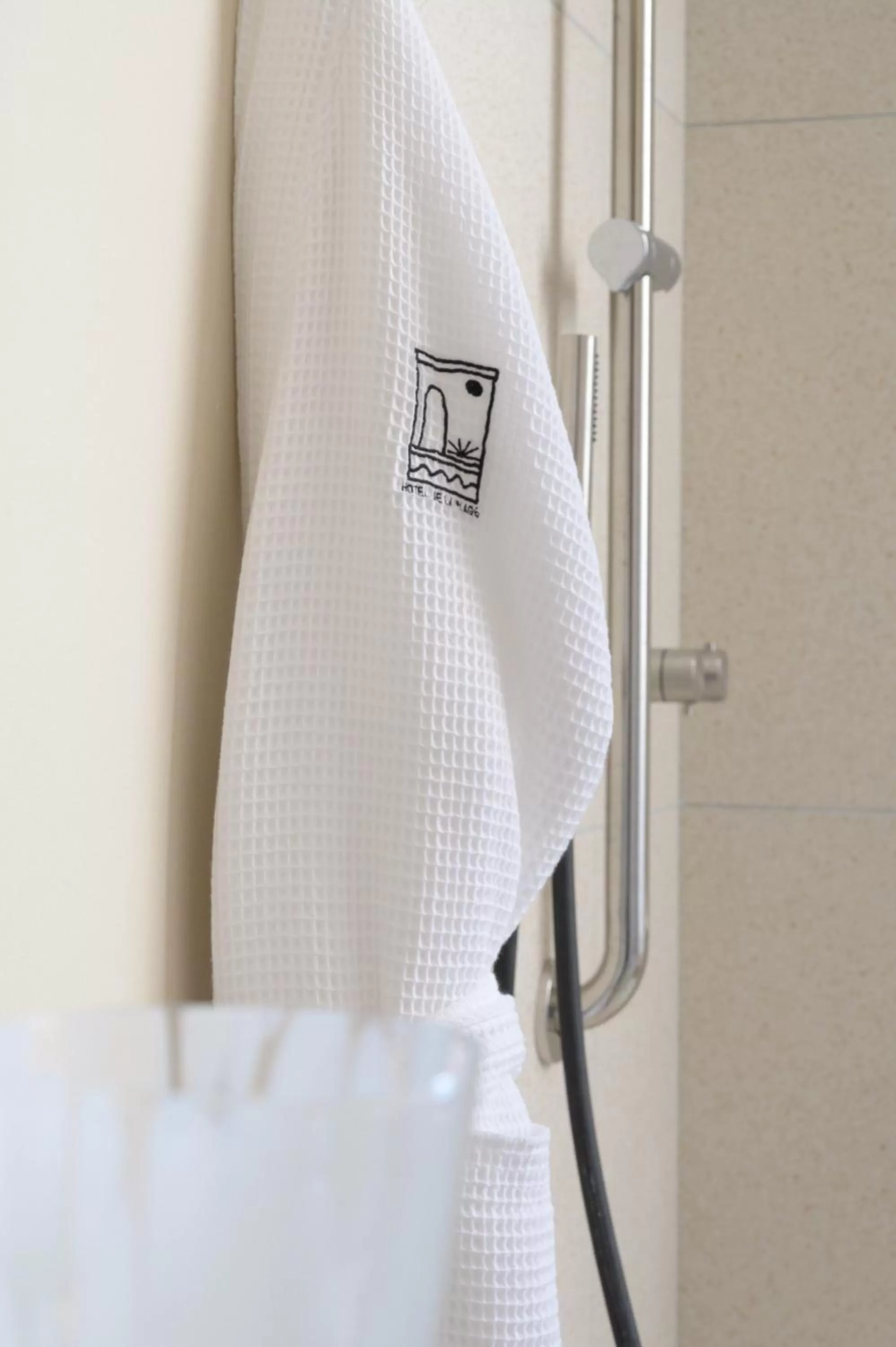 Bathroom in Hôtel de La Plage