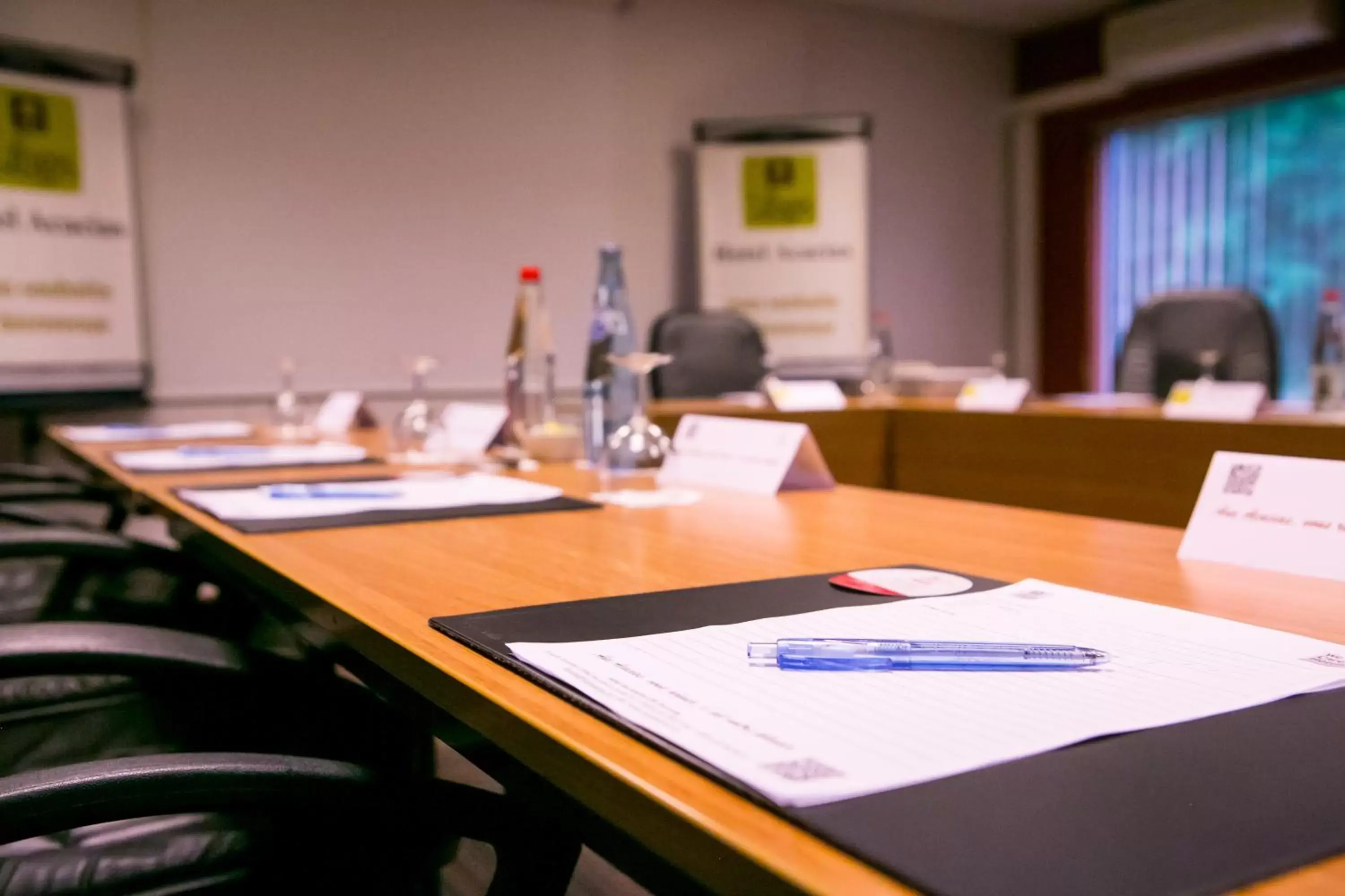 Meeting/conference room in Logis Hôtel Restaurant Des Acacias Lille Tourcoing