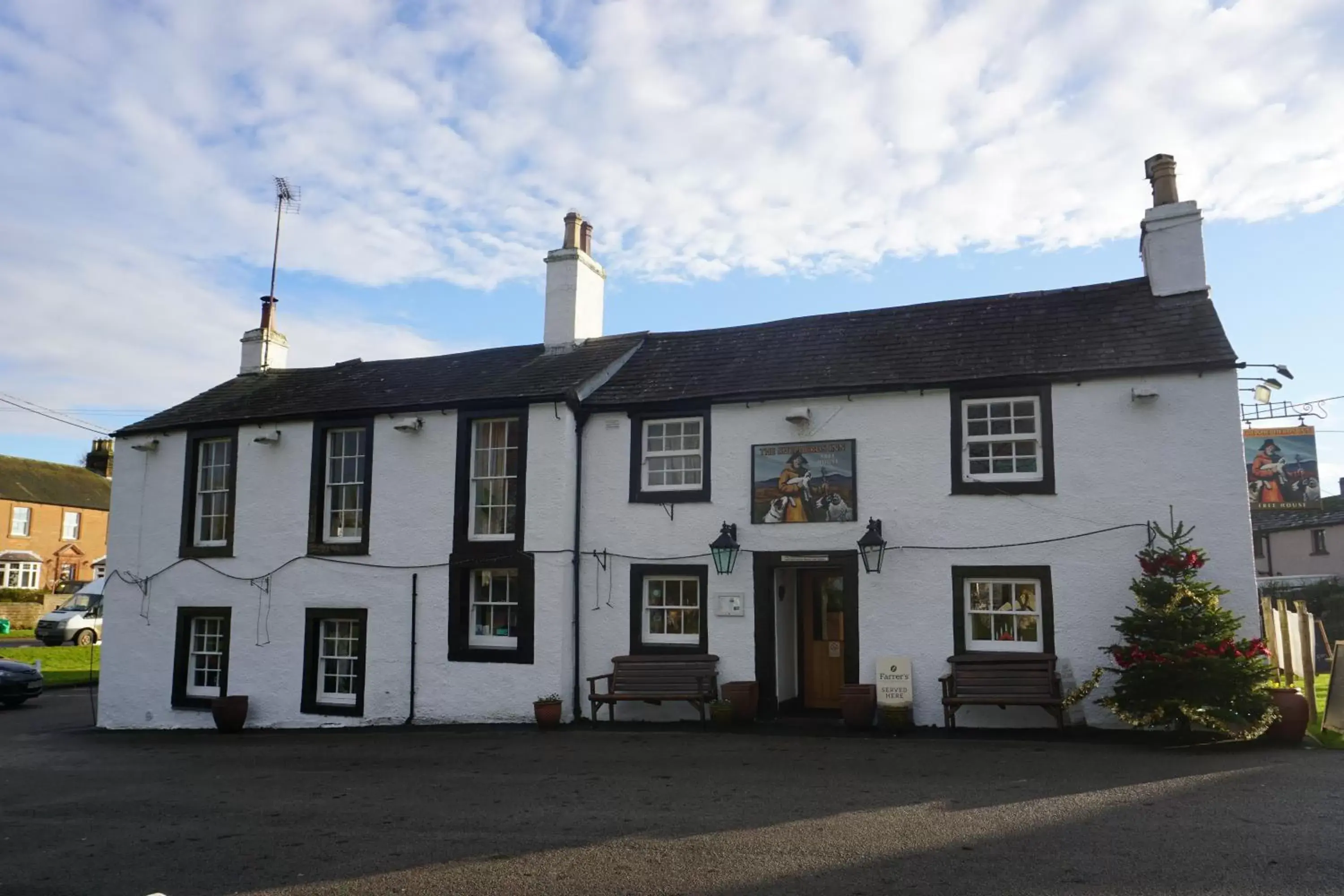 Property Building in The Shepherds Inn