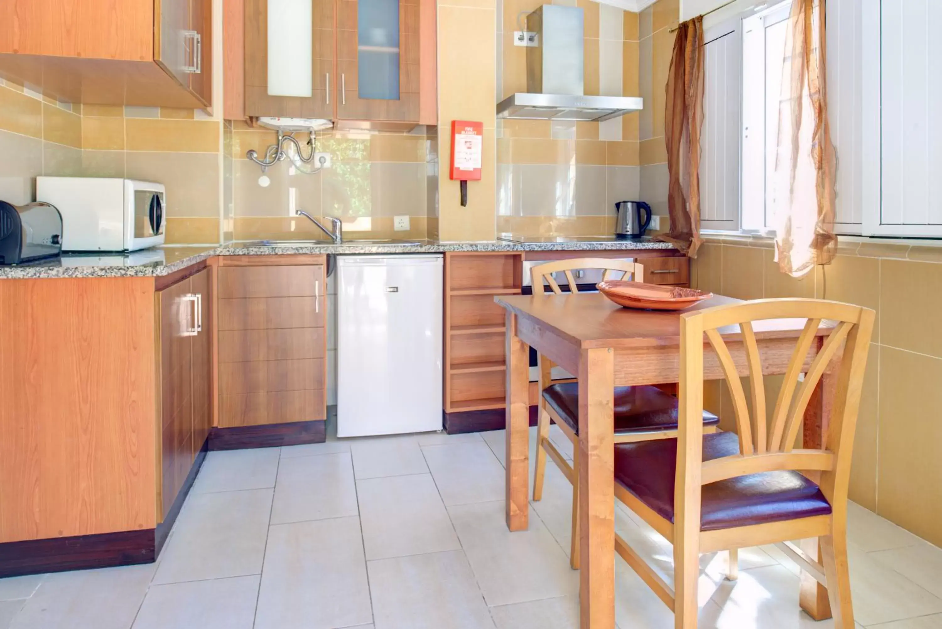 Kitchen or kitchenette, Kitchen/Kitchenette in Choromar Apartments