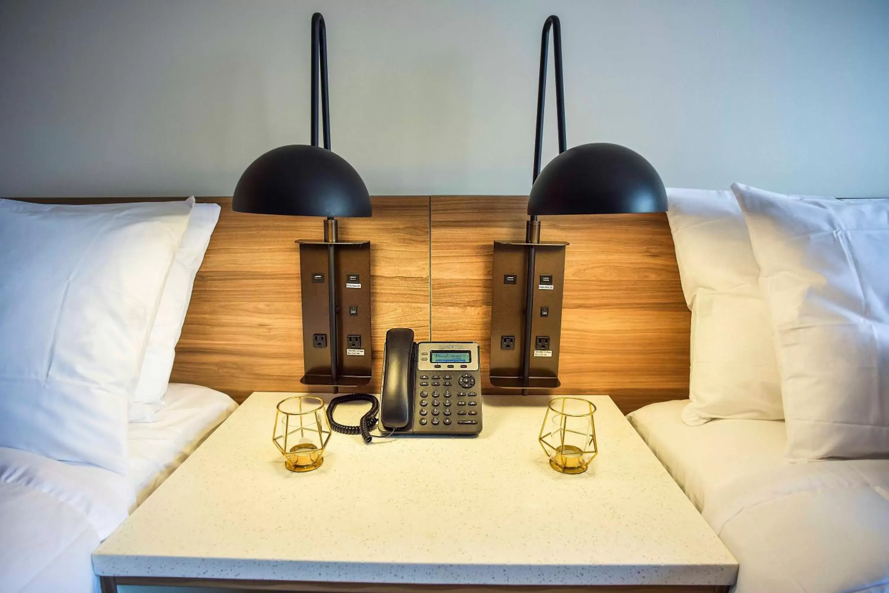 Bedroom, Bed in Wyndham Garden North Bergen - Secaucus Bedroom, Bed in Wyndham Garden North Bergen - Secaucus