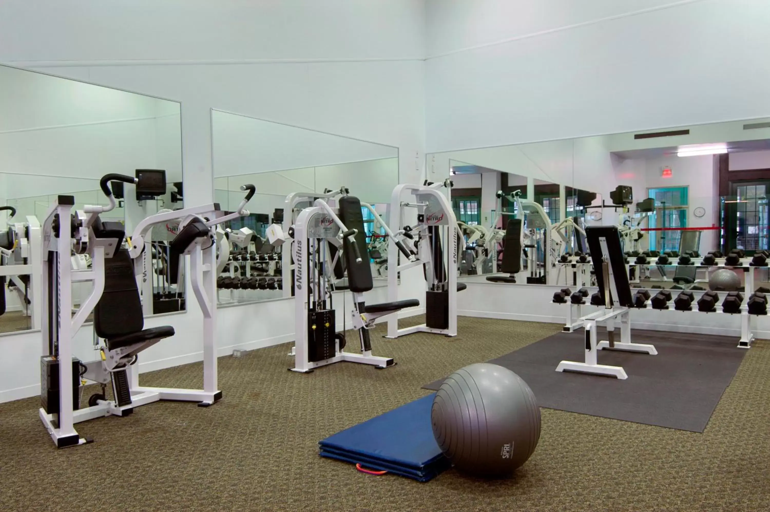 Fitness centre/facilities, Fitness Center/Facilities in Fairmont Le Chateau Montebello