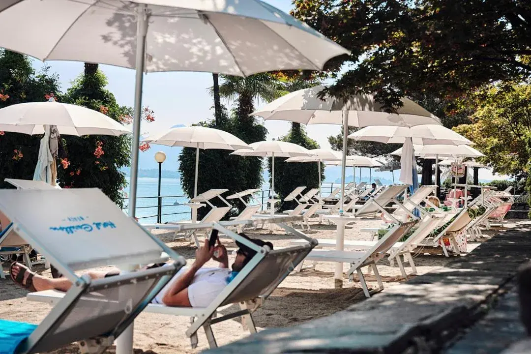 Beach in Hotel Carillon