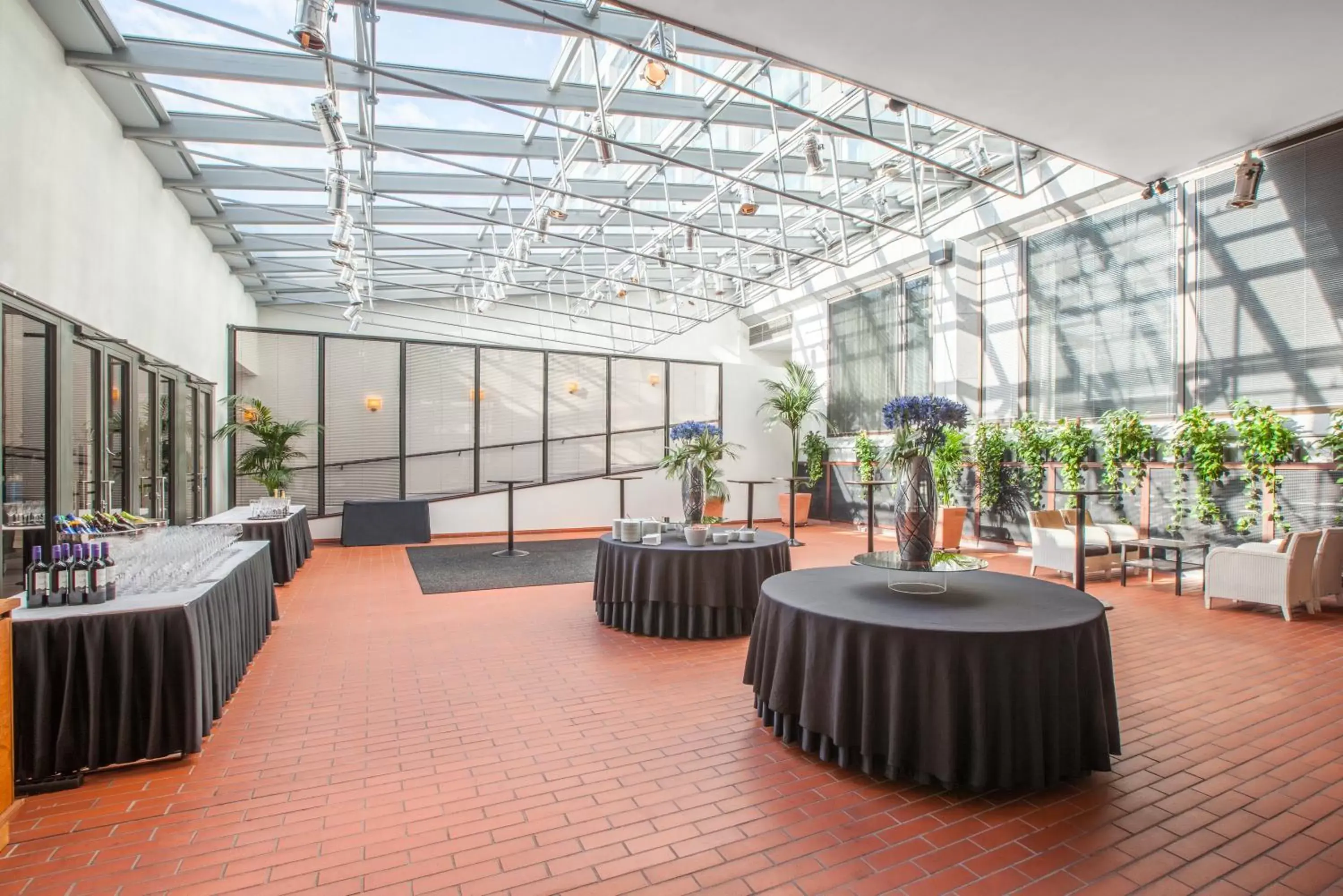 Restaurant/places to eat in Crowne Plaza Helsinki - Hesperia by IHG Restaurant/places to eat in Crowne Plaza Helsinki - Hesperia by IHG