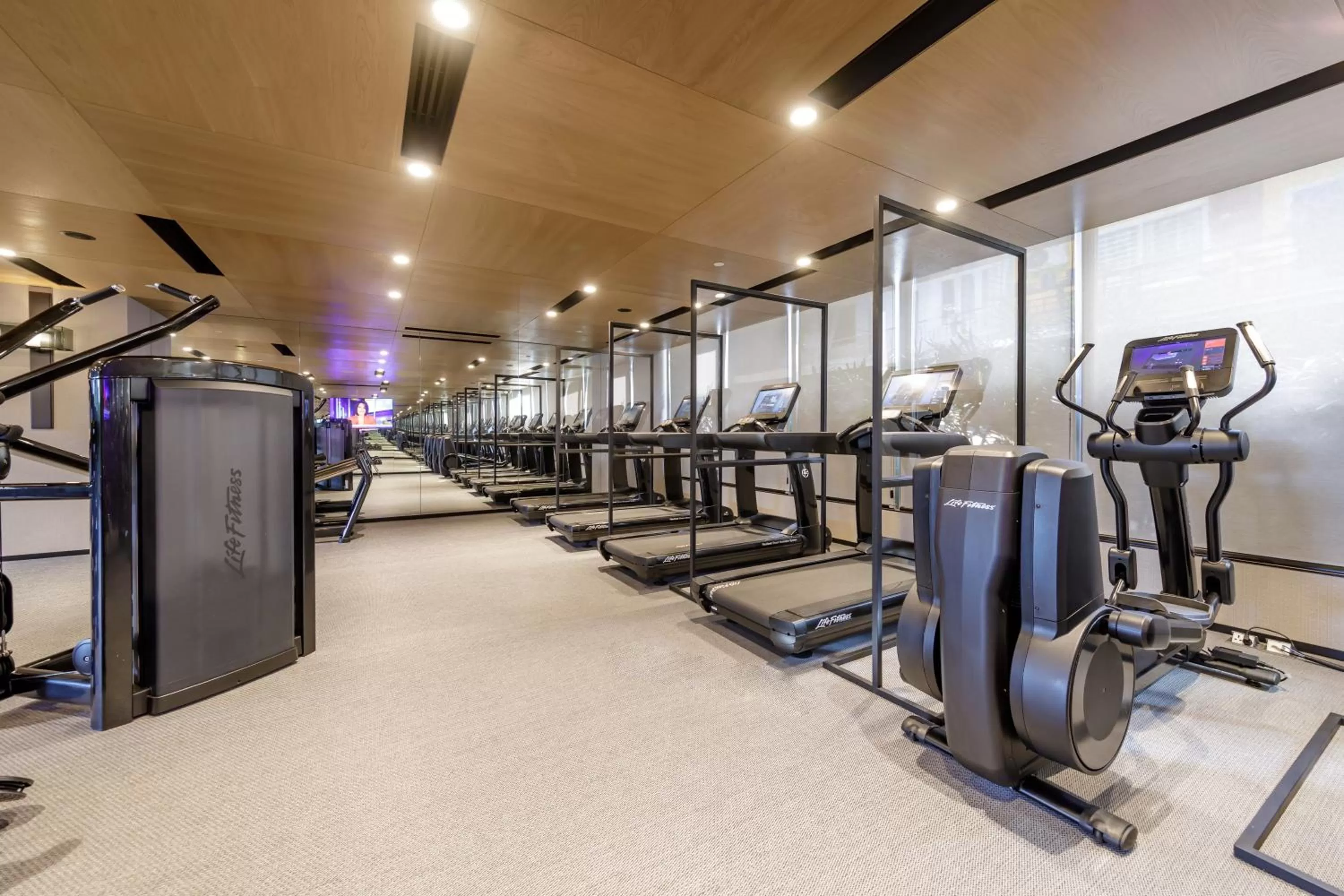 Fitness centre/facilities in Hyatt Regency Phnom Penh