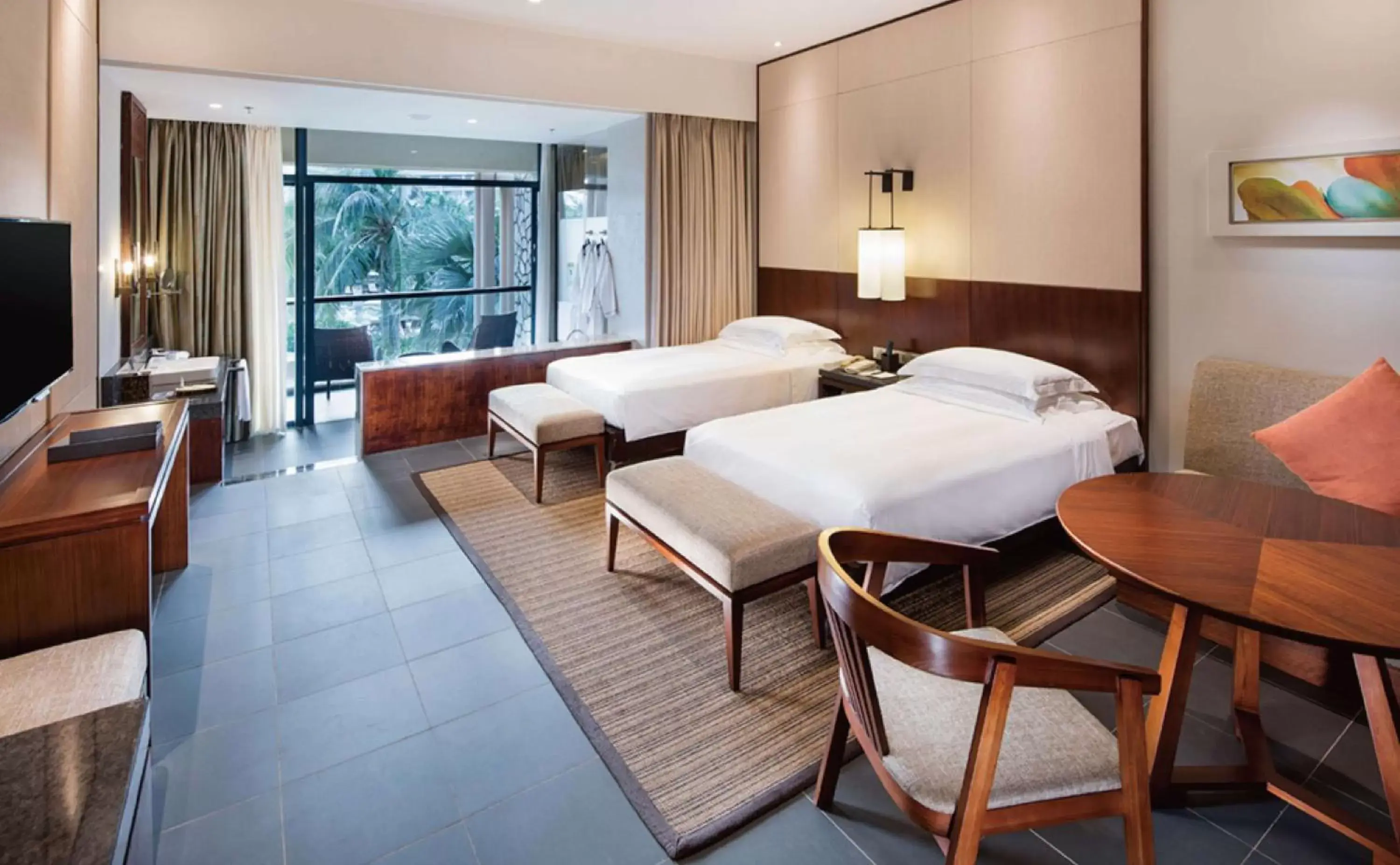 Bed in Hilton Sanya Yalong Bay Resort & Spa