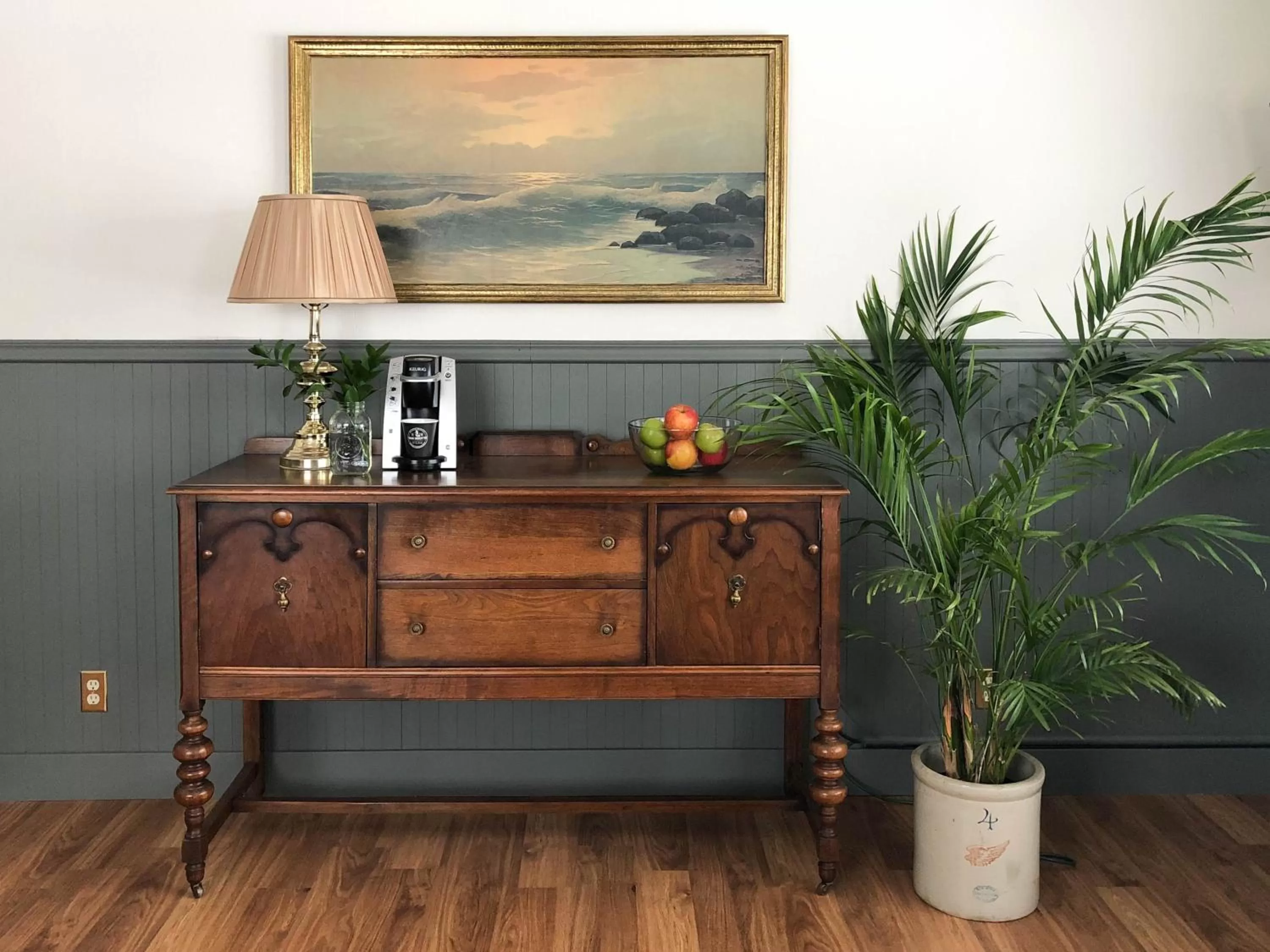 Lobby or reception in The Bayview Motel - Fort Frances, ON - Lakeside Motel