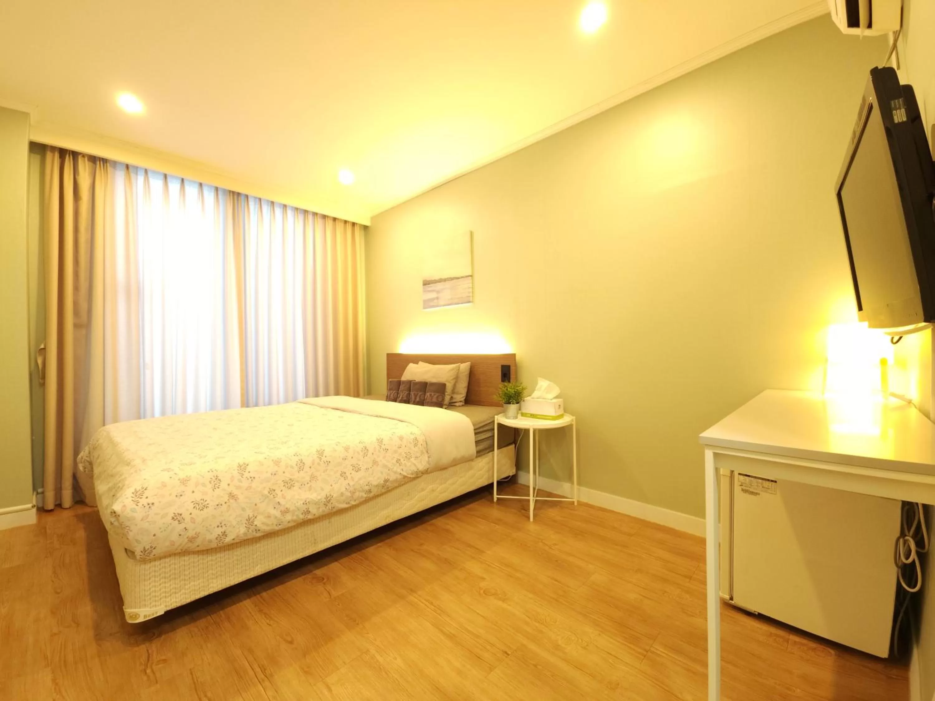 Bed in OYO Rooftop Hostel