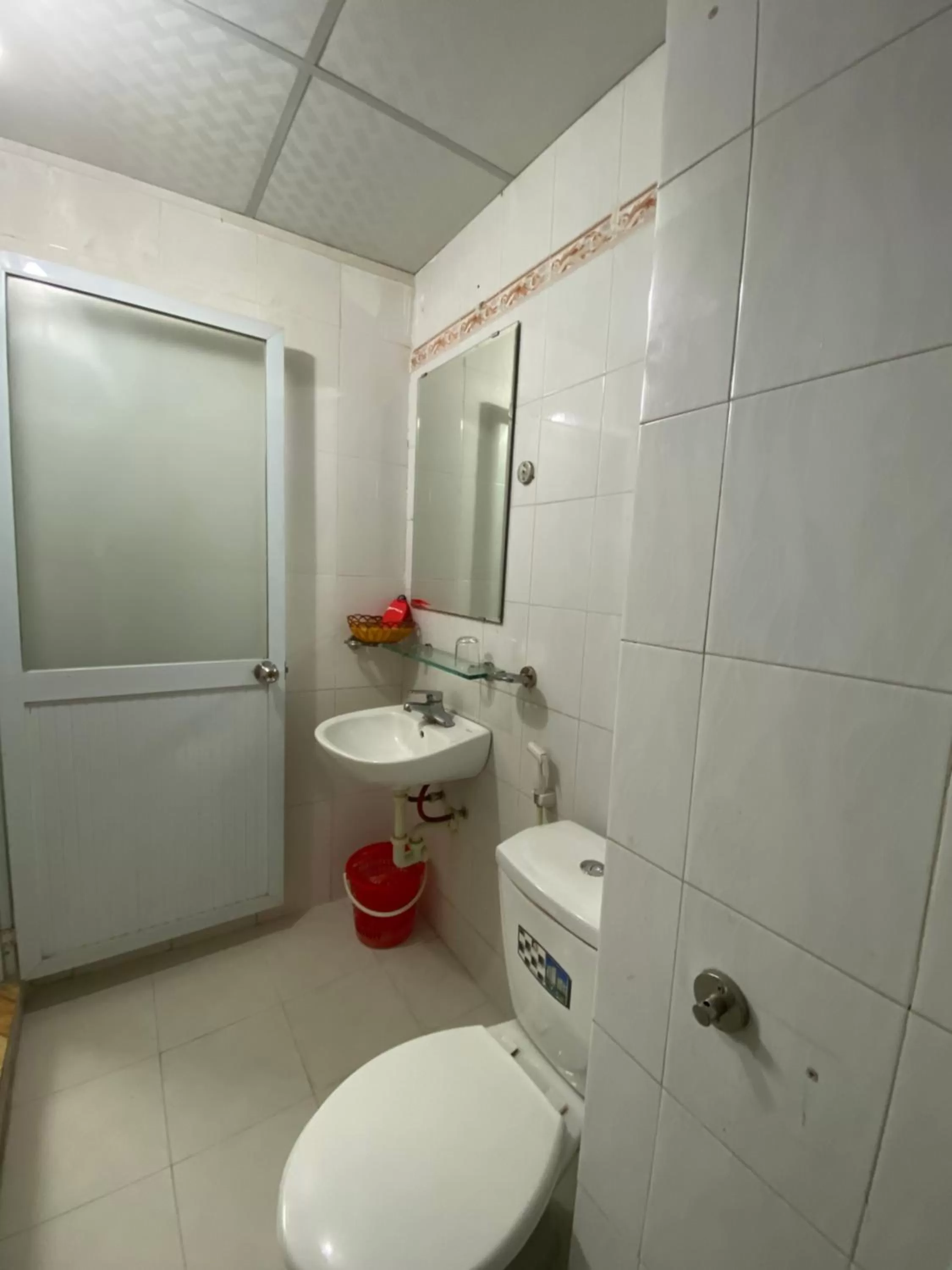 bidet in Sophie hotel