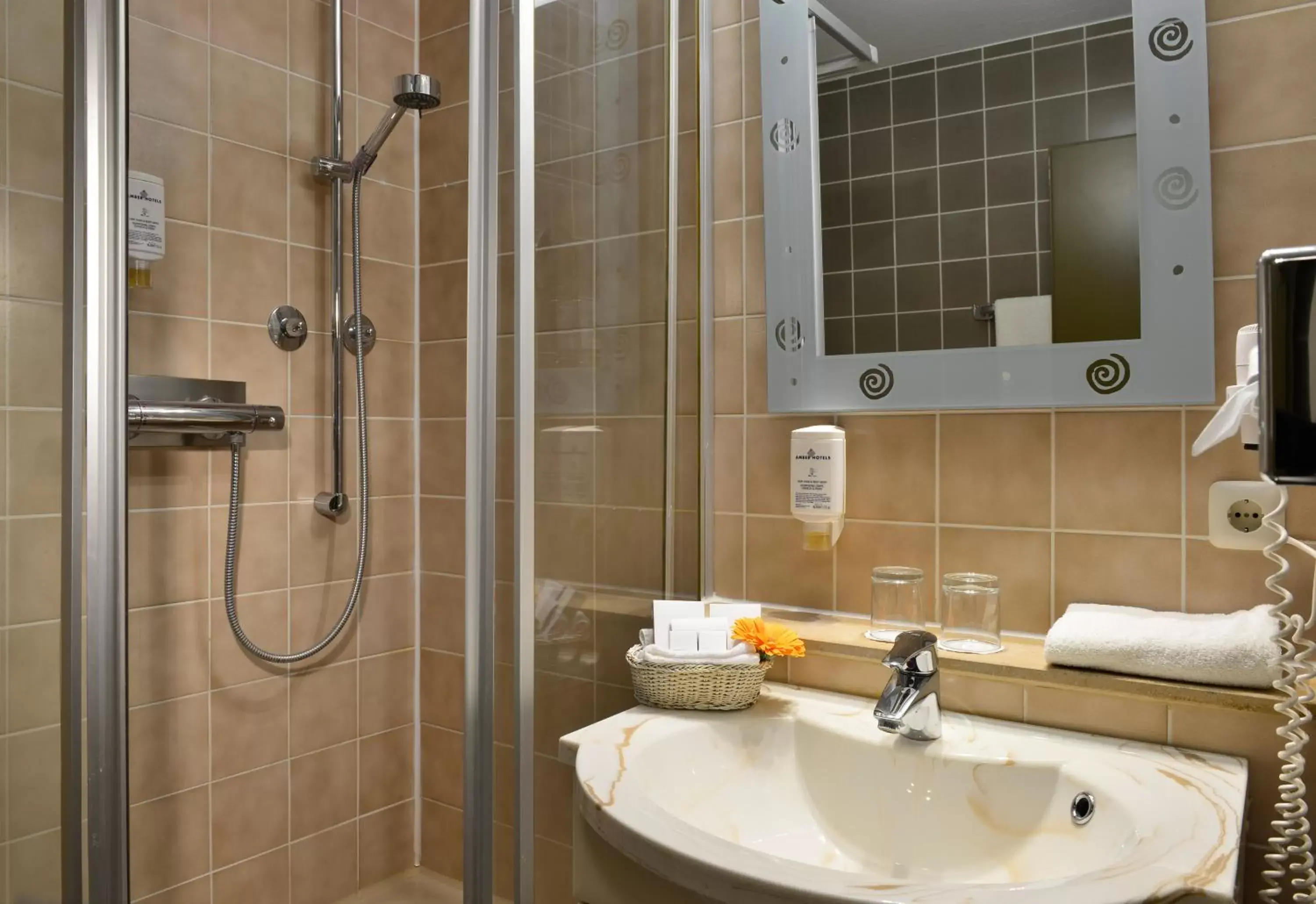 Shower, Bathroom in PLAZA INN Leonberg