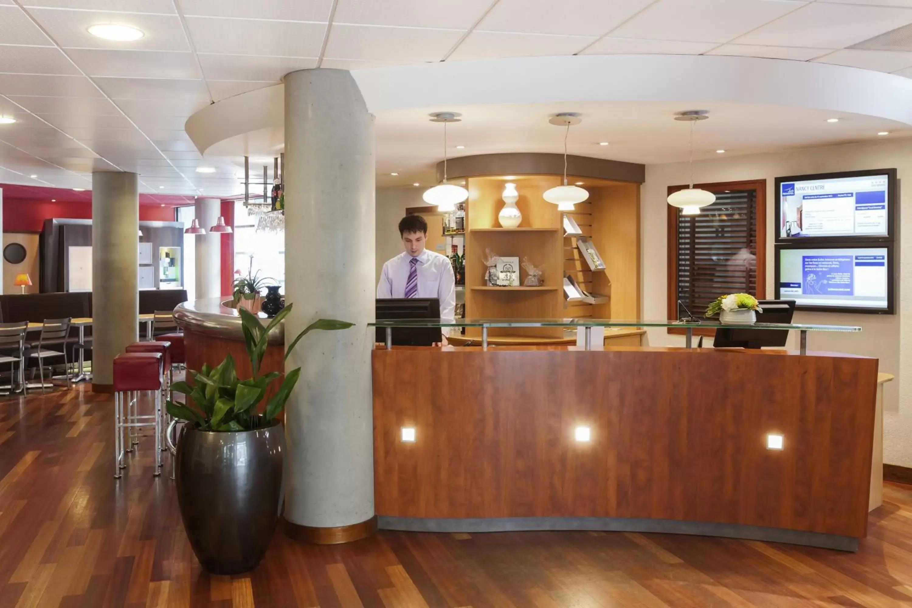 Lobby or reception, Lobby/Reception in Novotel Suites Nancy Centre