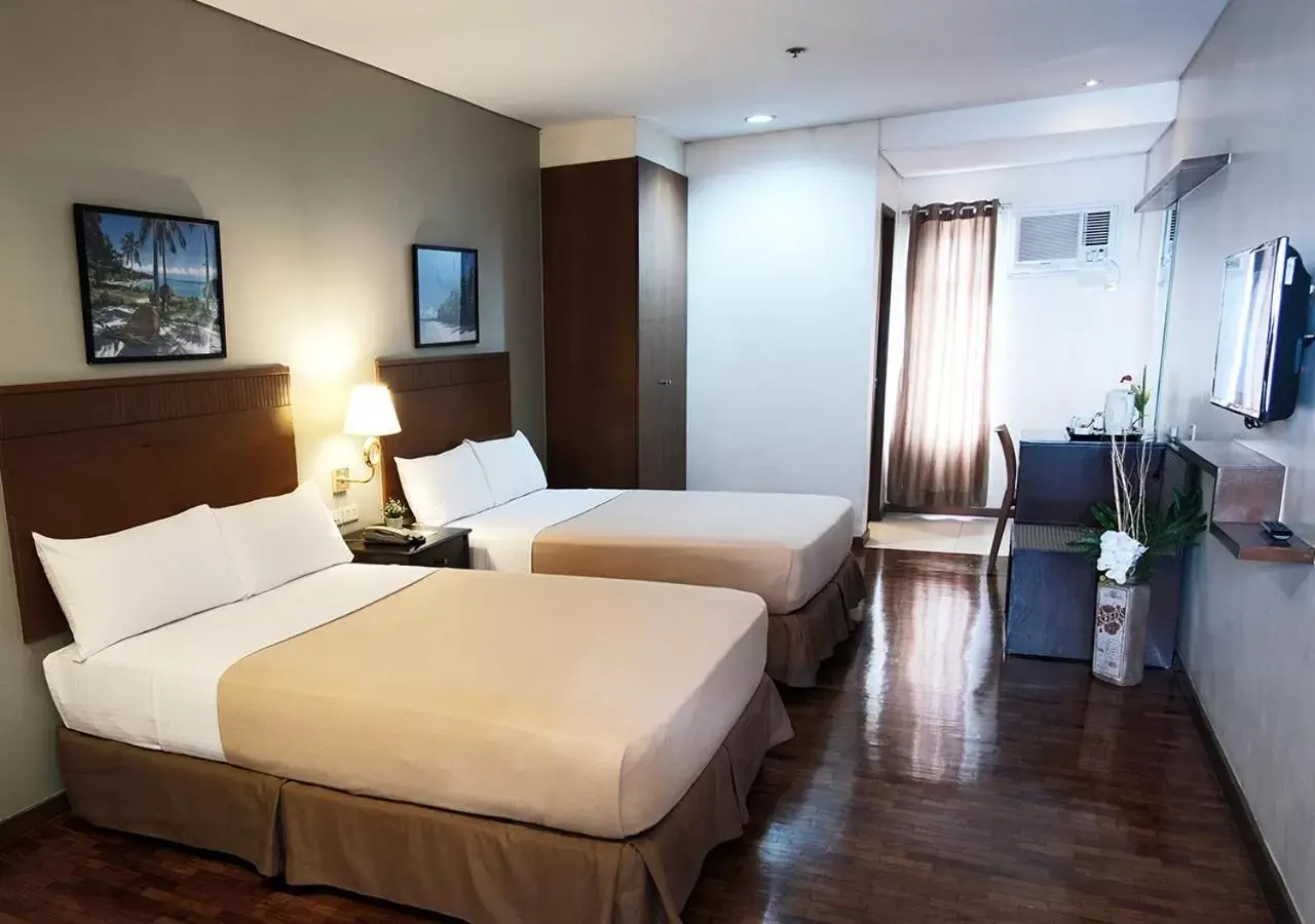 Bed in Fersal Hotel Kalayaan, Quezon City