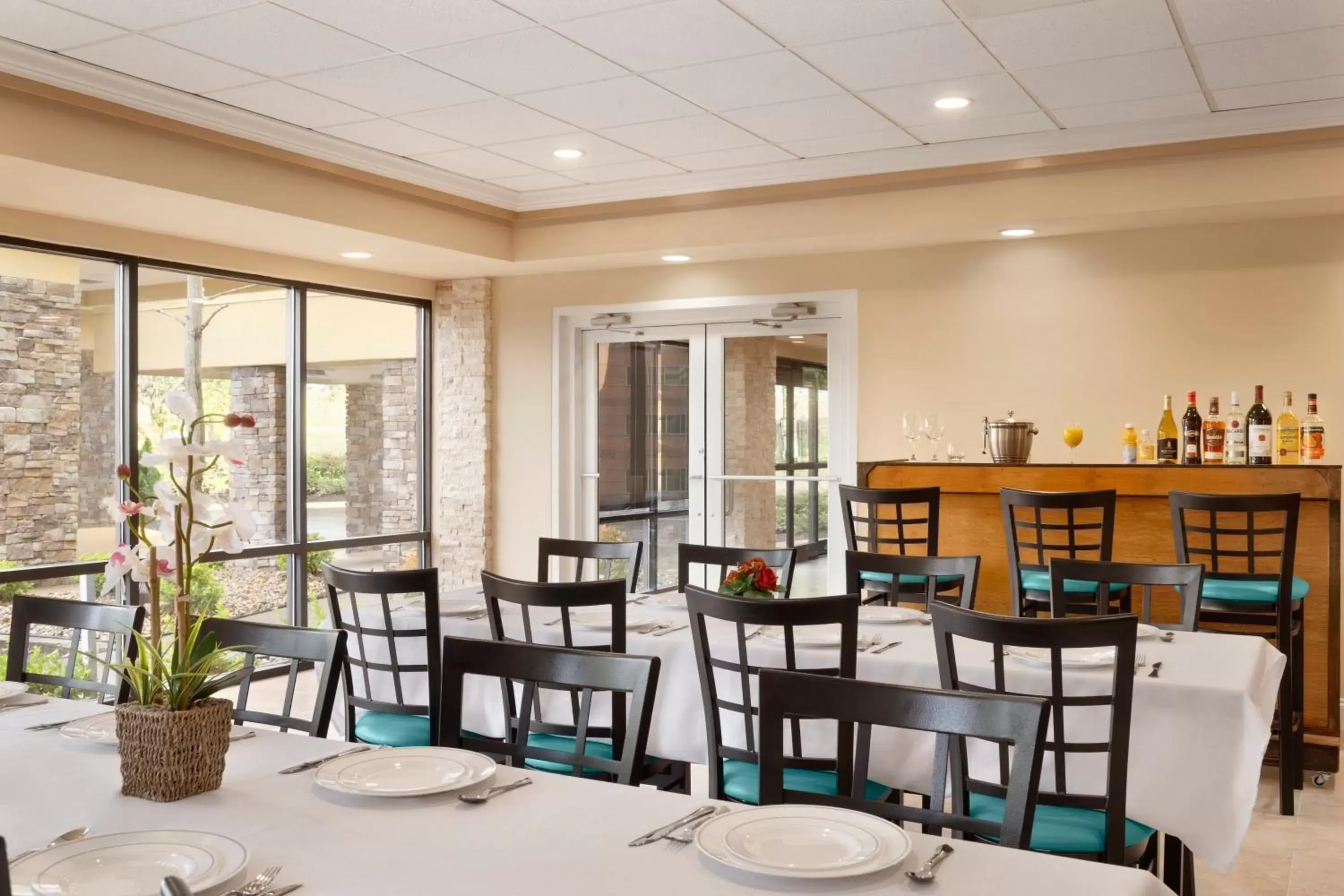 Dining area, Restaurant/Places to Eat in Baymont by Wyndham Augusta West