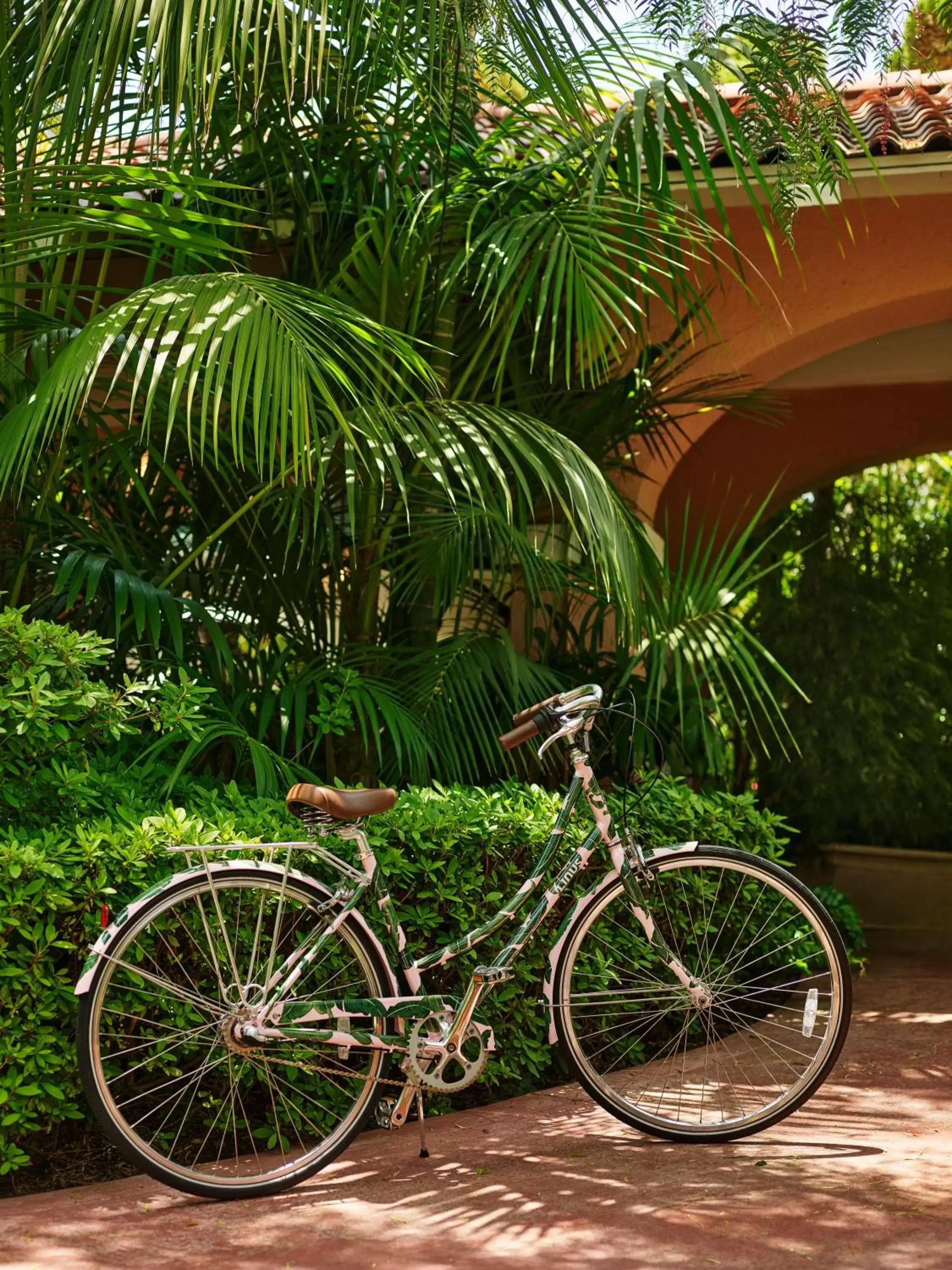 Cycling in The Beverly Hills Hotel - Dorchester Collection