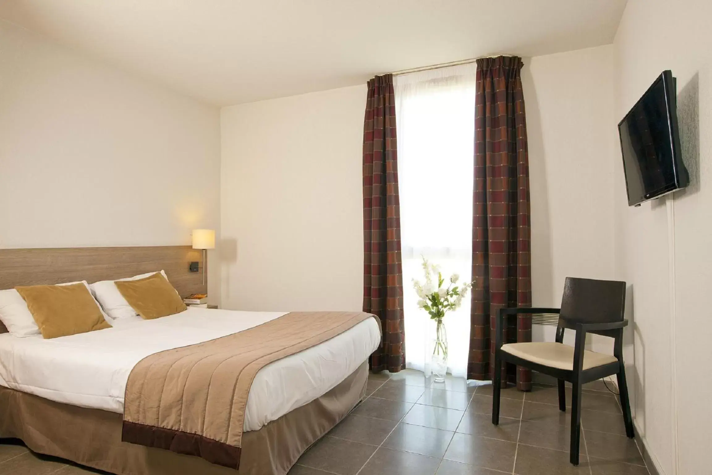 Apparthotel Séjours & Affaires Manosque Apparthotel Séjours & Affaires Manosque