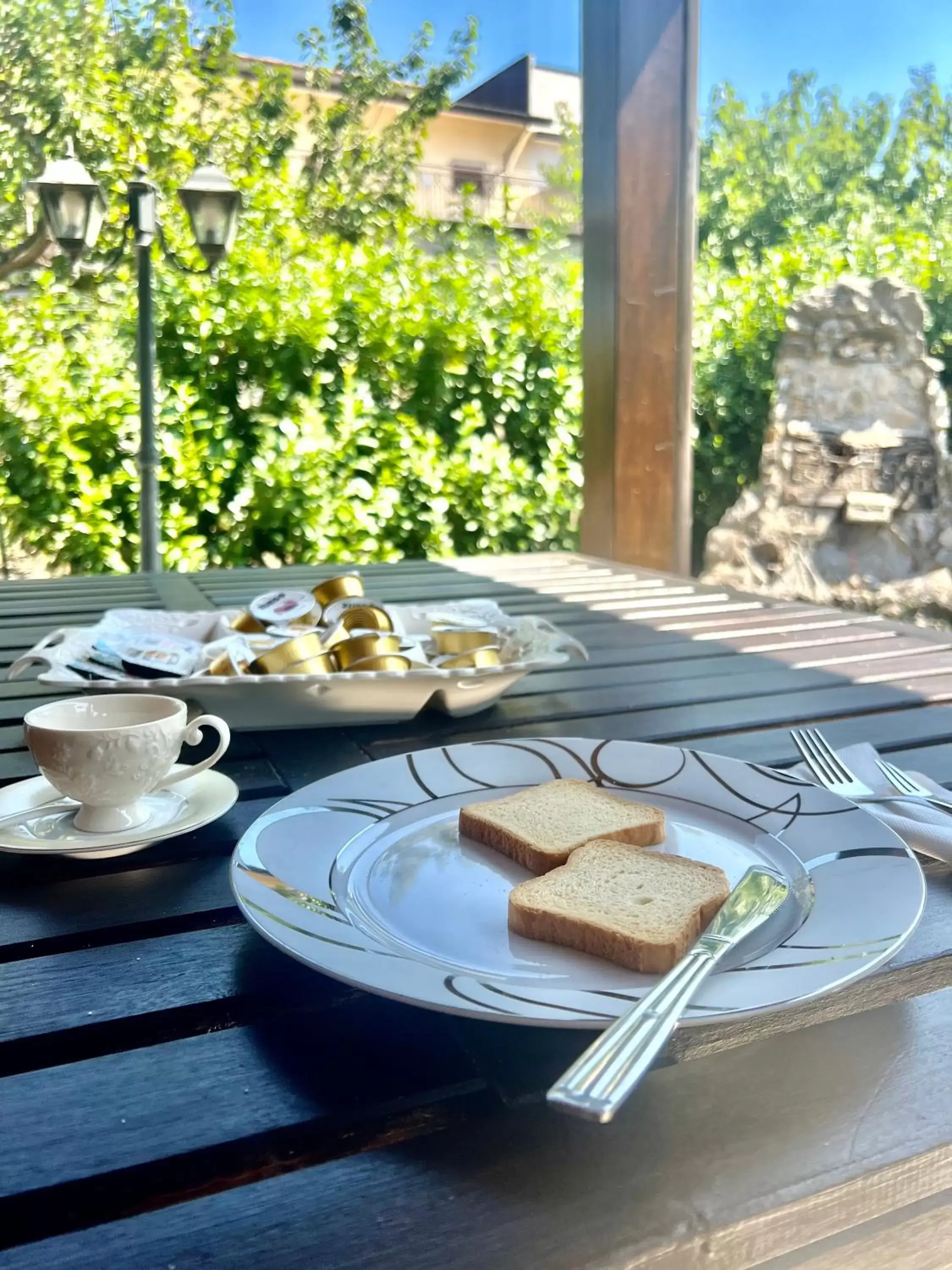 Patio in Lo Scrigno B&B