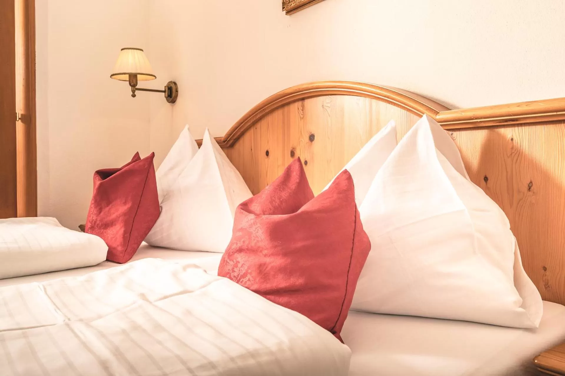 Bedroom, Bed in Hotel Schartner